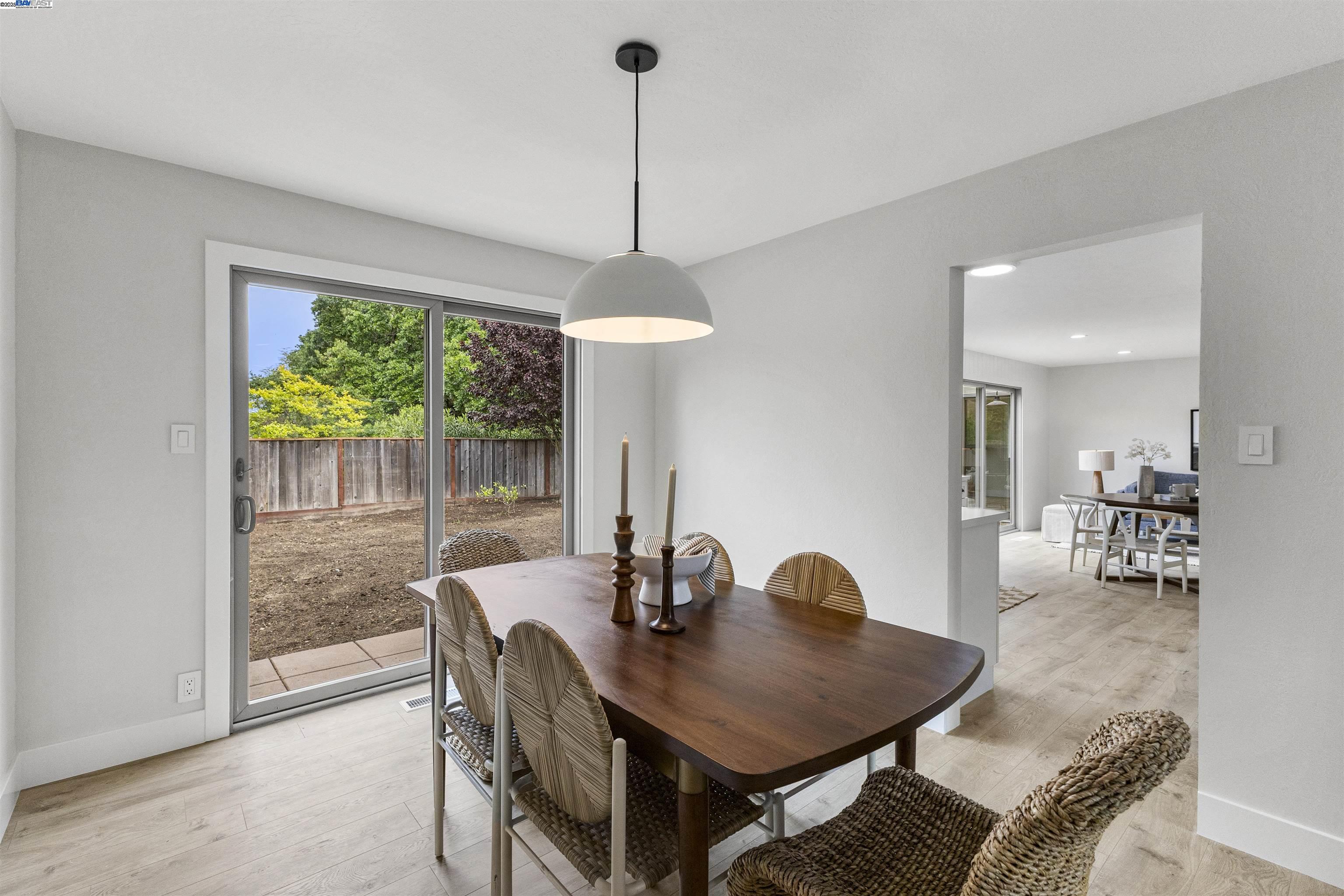 Detail Gallery Image 10 of 58 For 649 Sherree Dr, Martinez,  CA 94553 - 4 Beds | 2 Baths