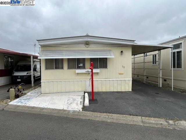 Detail Gallery Image 1 of 29 For 1200 W Winton #59,  Hayward,  CA 94545 - 2 Beds | 1 Baths