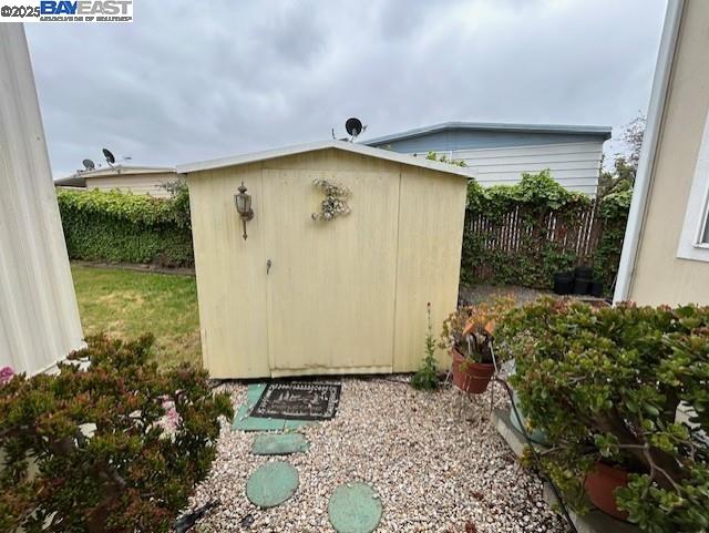 Detail Gallery Image 24 of 29 For 1200 W Winton #59,  Hayward,  CA 94545 - 2 Beds | 1 Baths