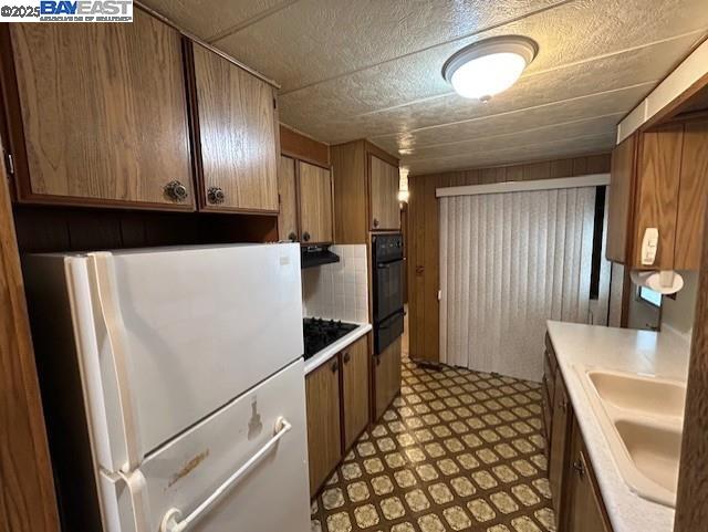 Detail Gallery Image 8 of 29 For 1200 W Winton #59,  Hayward,  CA 94545 - 2 Beds | 1 Baths