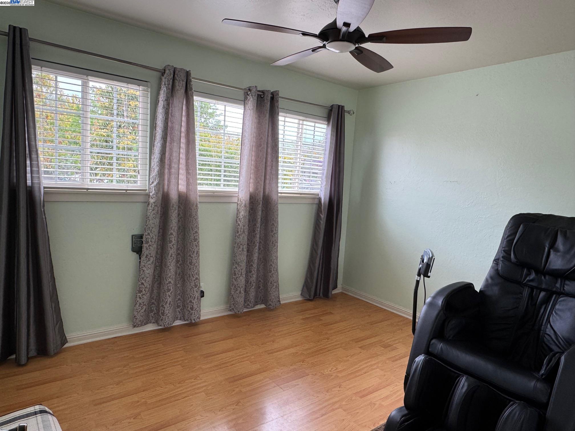 Detail Gallery Image 14 of 27 For 11954 Flagler St, San Jose,  CA 95127 - 4 Beds | 2 Baths
