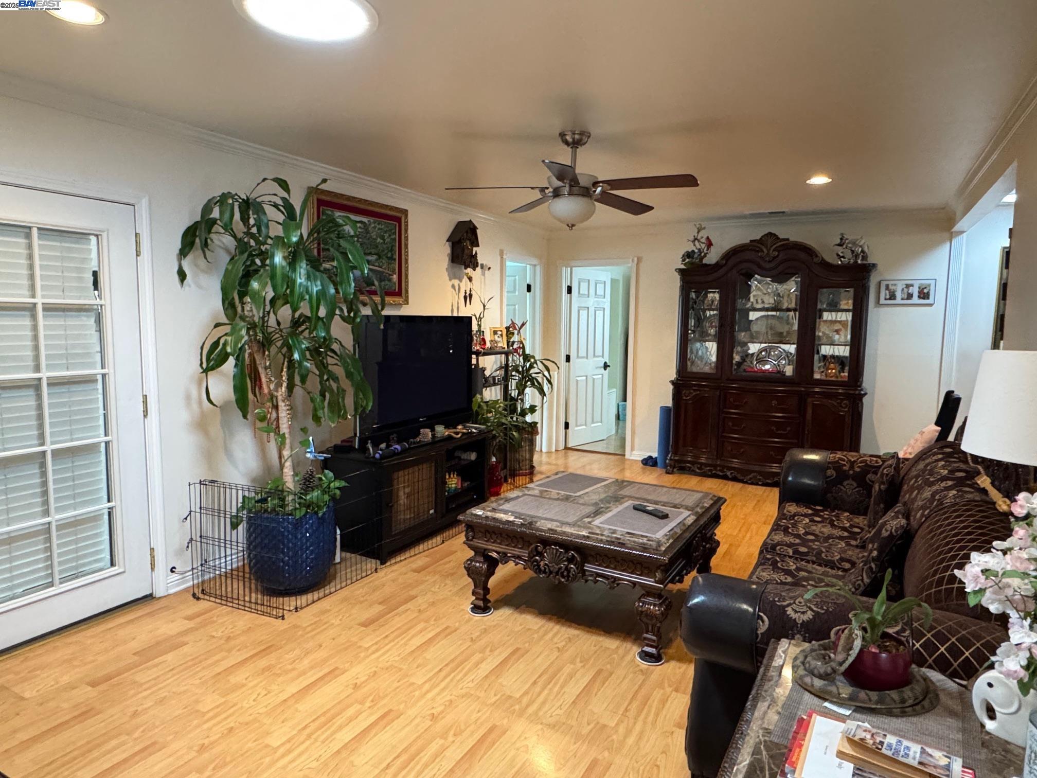 Detail Gallery Image 5 of 27 For 11954 Flagler St, San Jose,  CA 95127 - 4 Beds | 2 Baths