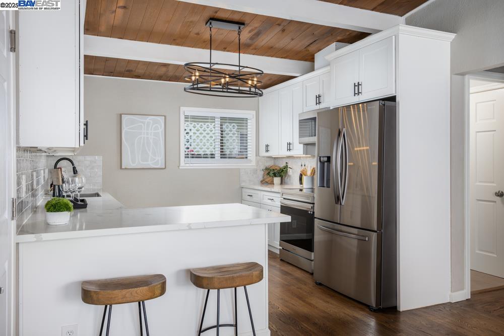 Detail Gallery Image 13 of 29 For 36637 Burdick St, Newark,  CA 94560 - 3 Beds | 2 Baths