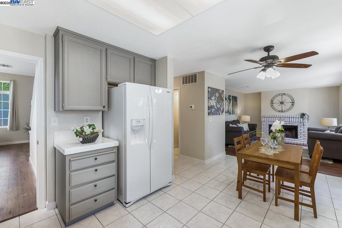 Detail Gallery Image 14 of 51 For 741 Glencreek Dr, Tracy,  CA 95377 - 4 Beds | 2/1 Baths