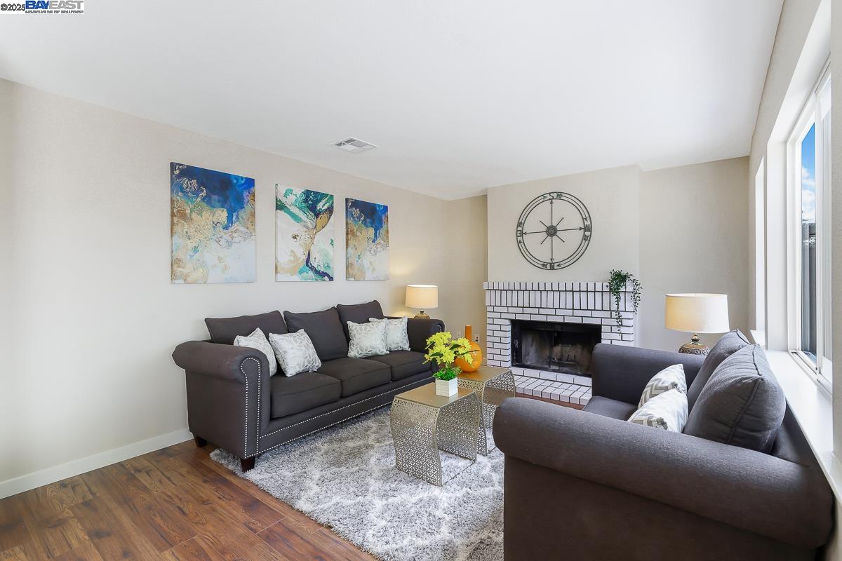 Detail Gallery Image 24 of 51 For 741 Glencreek Dr, Tracy,  CA 95377 - 4 Beds | 2/1 Baths