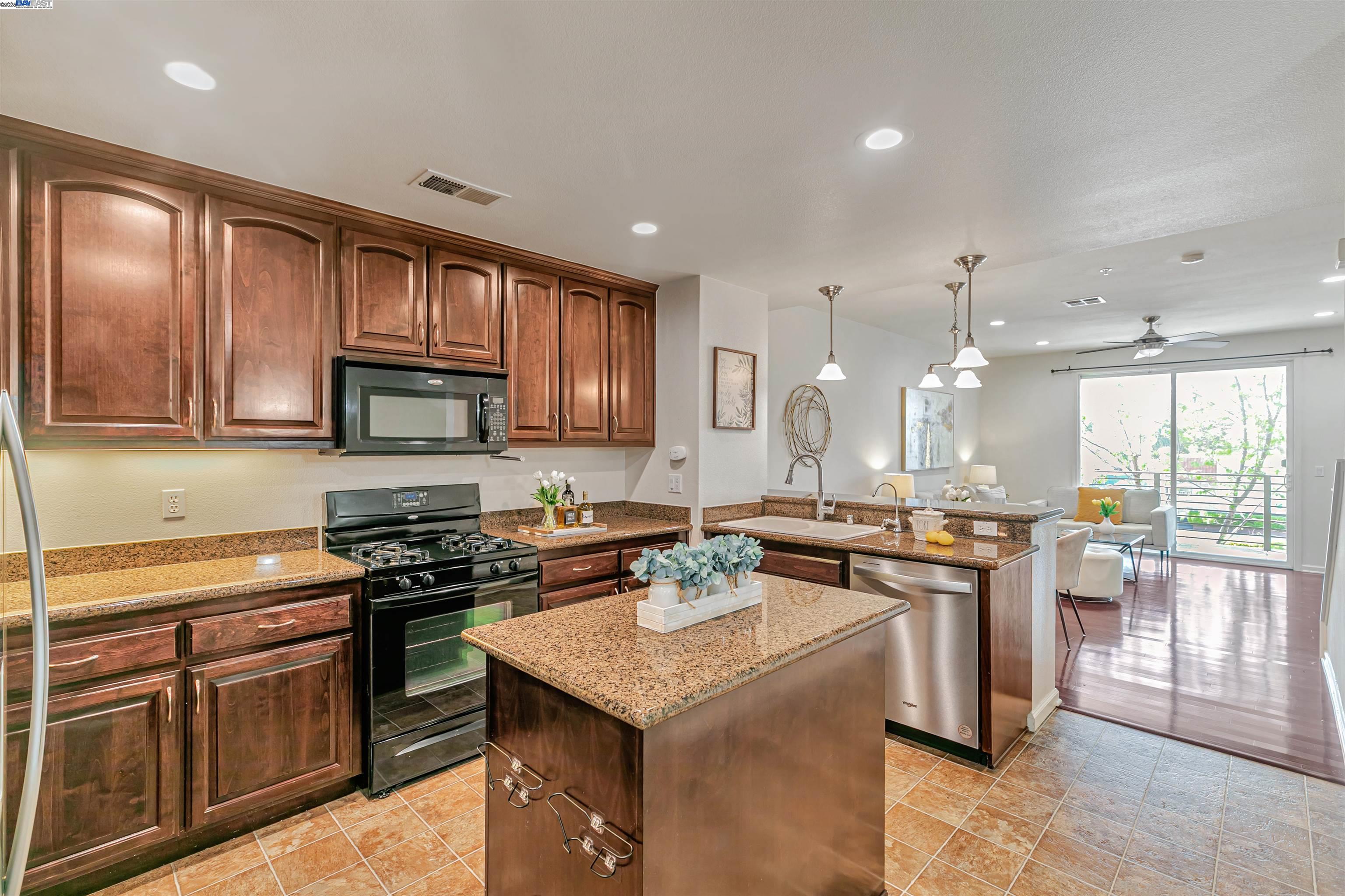 Photo #13: 41094883 Listing: Photo #13