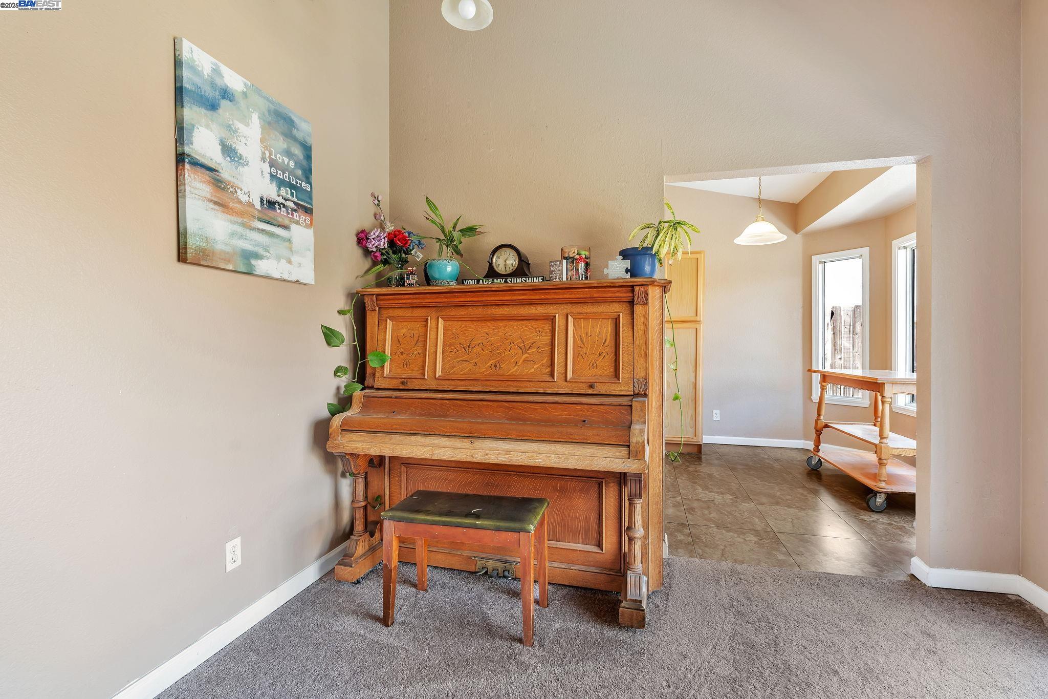 Detail Gallery Image 16 of 50 For 848 La Cresta Ct, Los Banos,  CA 93635 - 3 Beds | 2 Baths