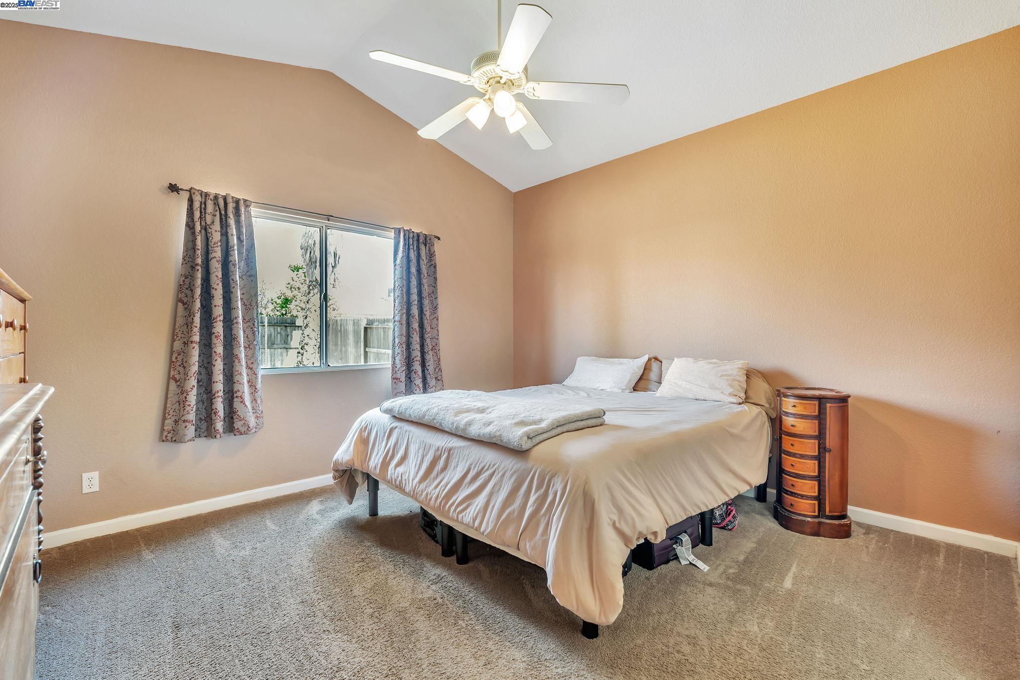 Detail Gallery Image 17 of 50 For 848 La Cresta Ct, Los Banos,  CA 93635 - 3 Beds | 2 Baths