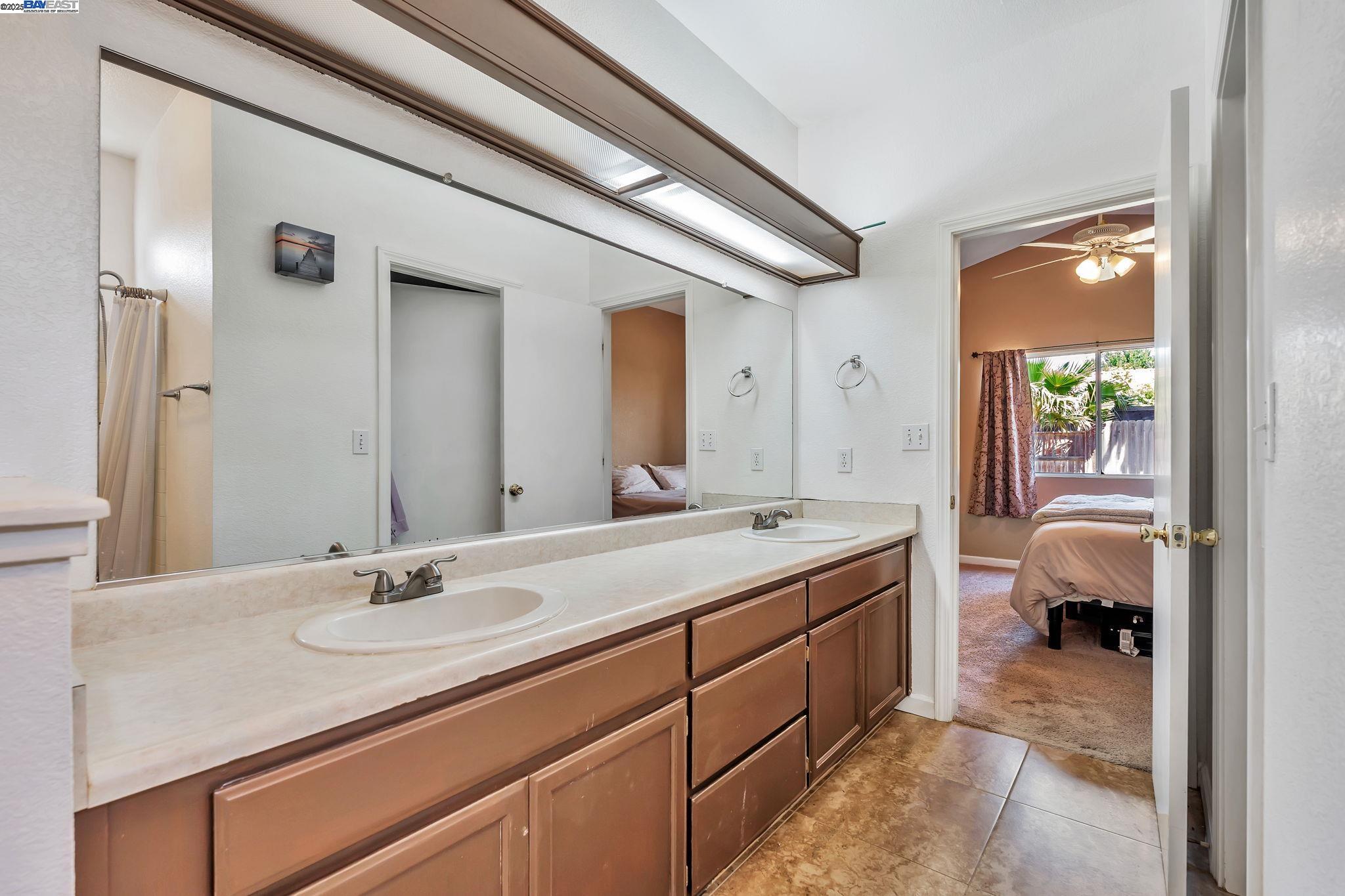 Detail Gallery Image 29 of 50 For 848 La Cresta Ct, Los Banos,  CA 93635 - 3 Beds | 2 Baths