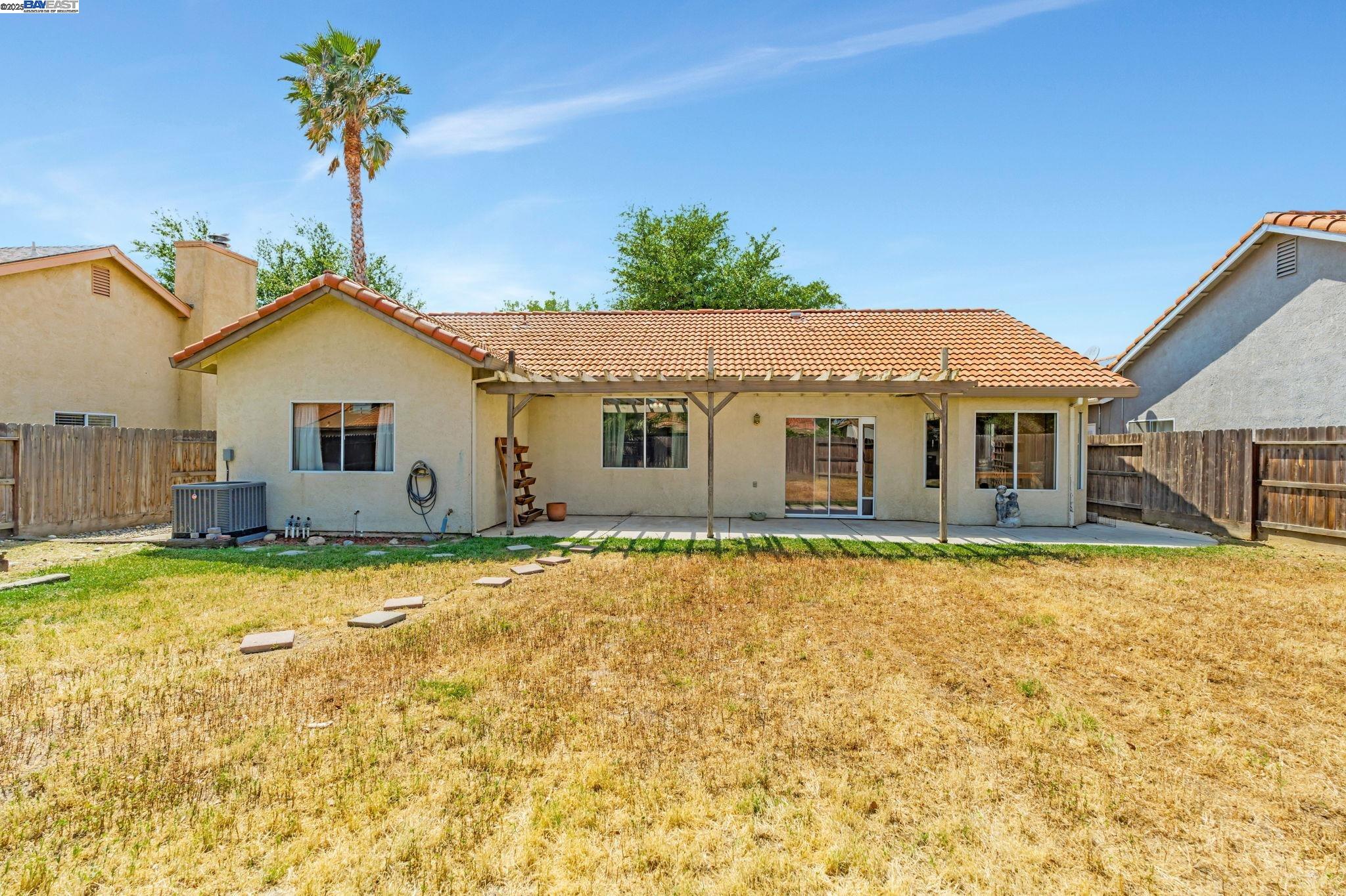Detail Gallery Image 34 of 50 For 848 La Cresta Ct, Los Banos,  CA 93635 - 3 Beds | 2 Baths