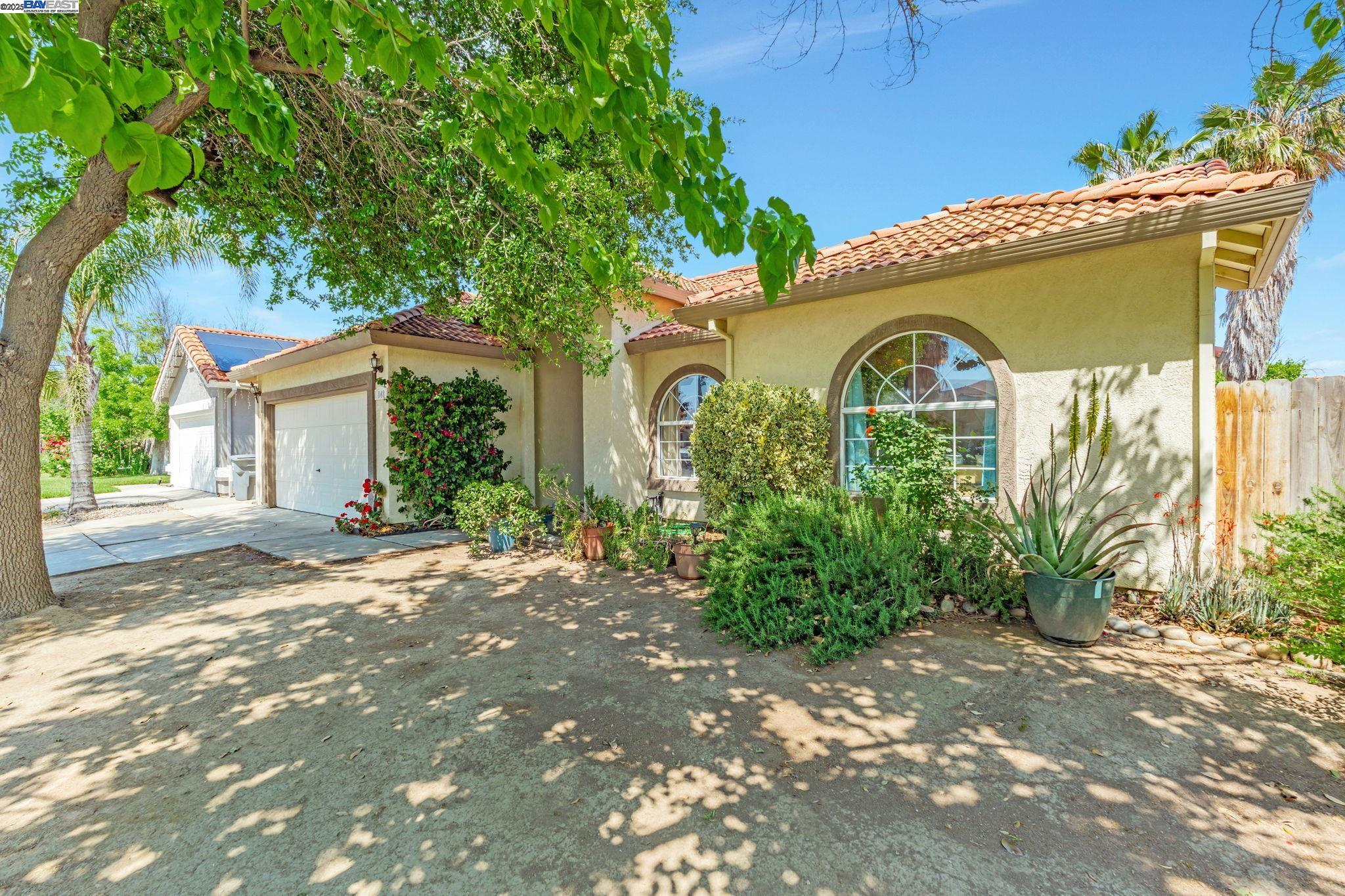 Detail Gallery Image 46 of 50 For 848 La Cresta Ct, Los Banos,  CA 93635 - 3 Beds | 2 Baths