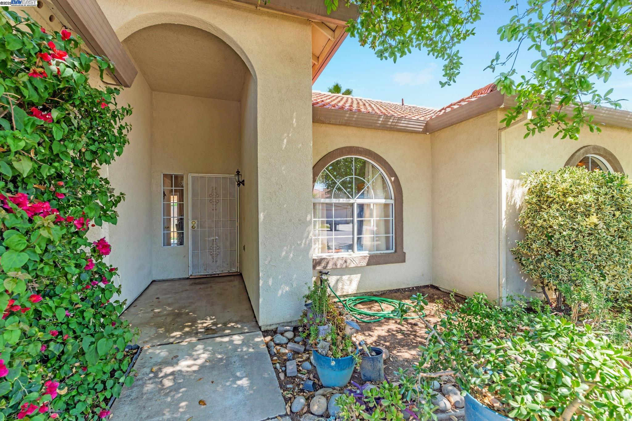 Detail Gallery Image 48 of 50 For 848 La Cresta Ct, Los Banos,  CA 93635 - 3 Beds | 2 Baths