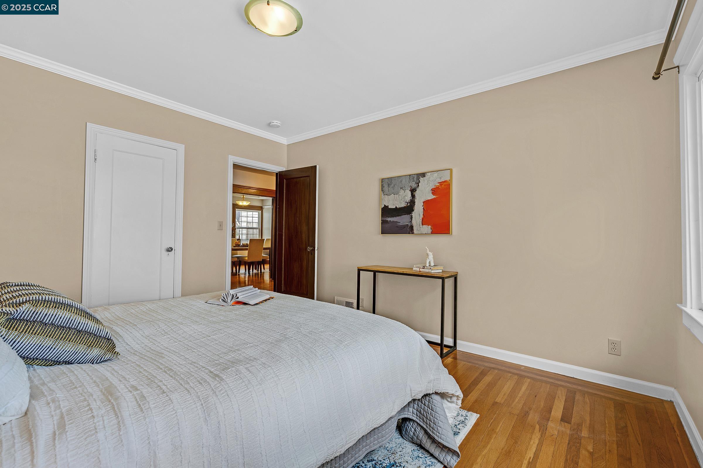 Detail Gallery Image 17 of 28 For 504 Monterey Blvd, San Francisco,  CA 94127 - 4 Beds | 2 Baths