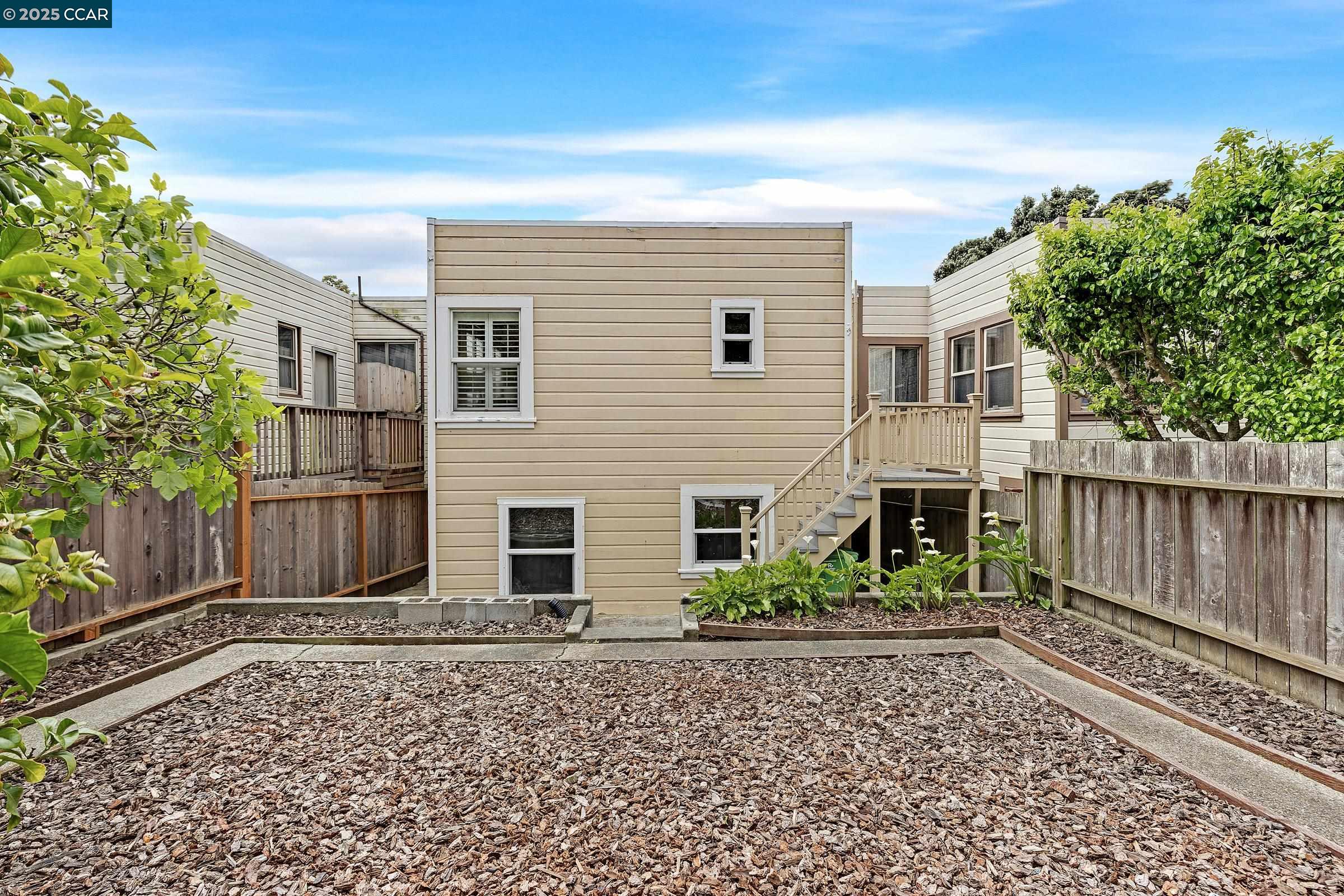 Detail Gallery Image 4 of 28 For 504 Monterey Blvd, San Francisco,  CA 94127 - 4 Beds | 2 Baths