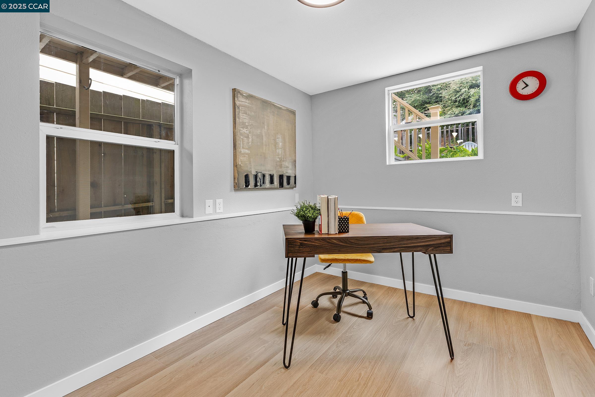 Detail Gallery Image 10 of 28 For 504 Monterey Blvd, San Francisco,  CA 94127 - 4 Beds | 2 Baths