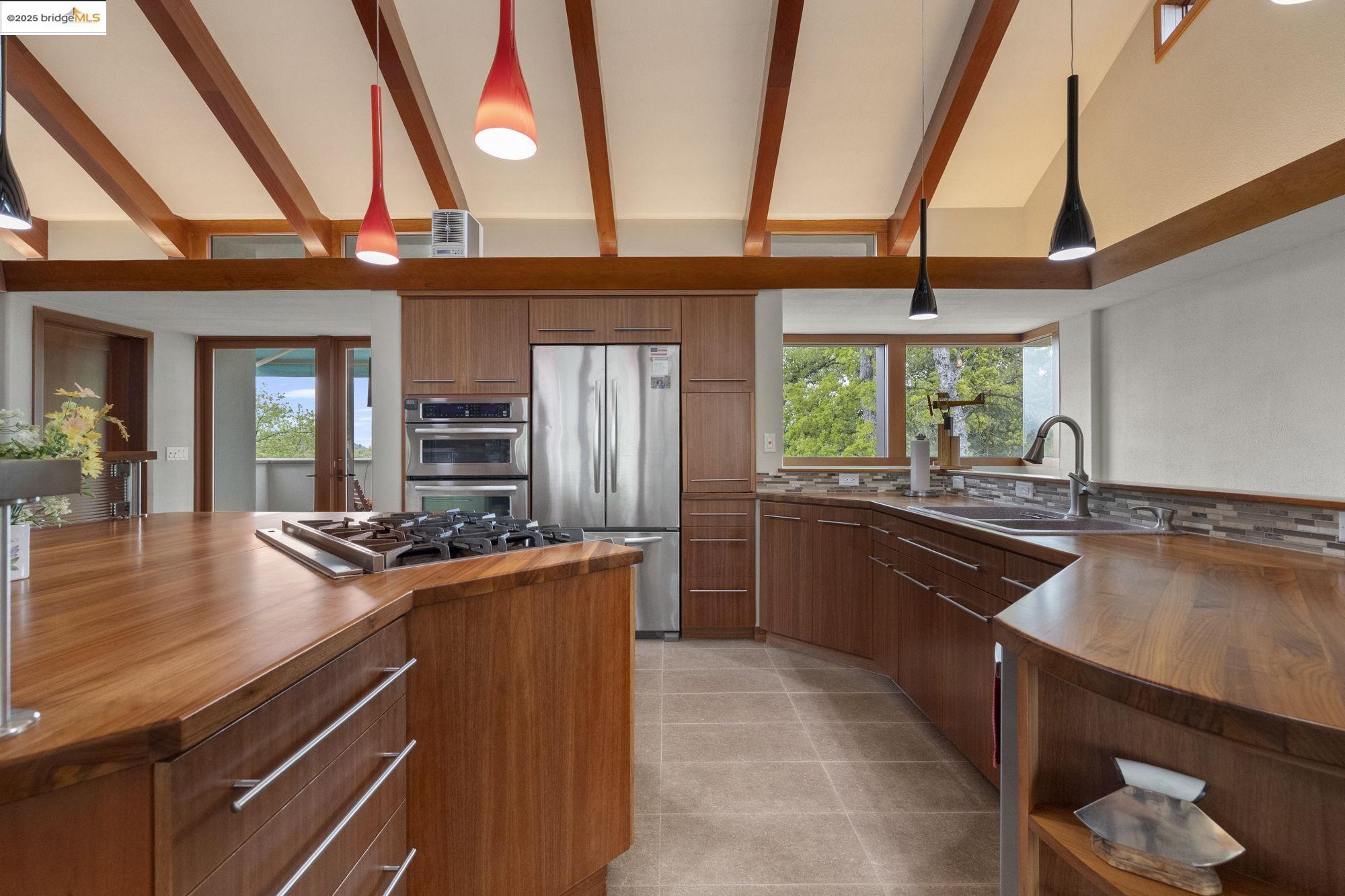 Detail Gallery Image 13 of 60 For 20821 Hemlock Street, Groveland,  CA 95321-9383 - 4 Beds | 3/1 Baths