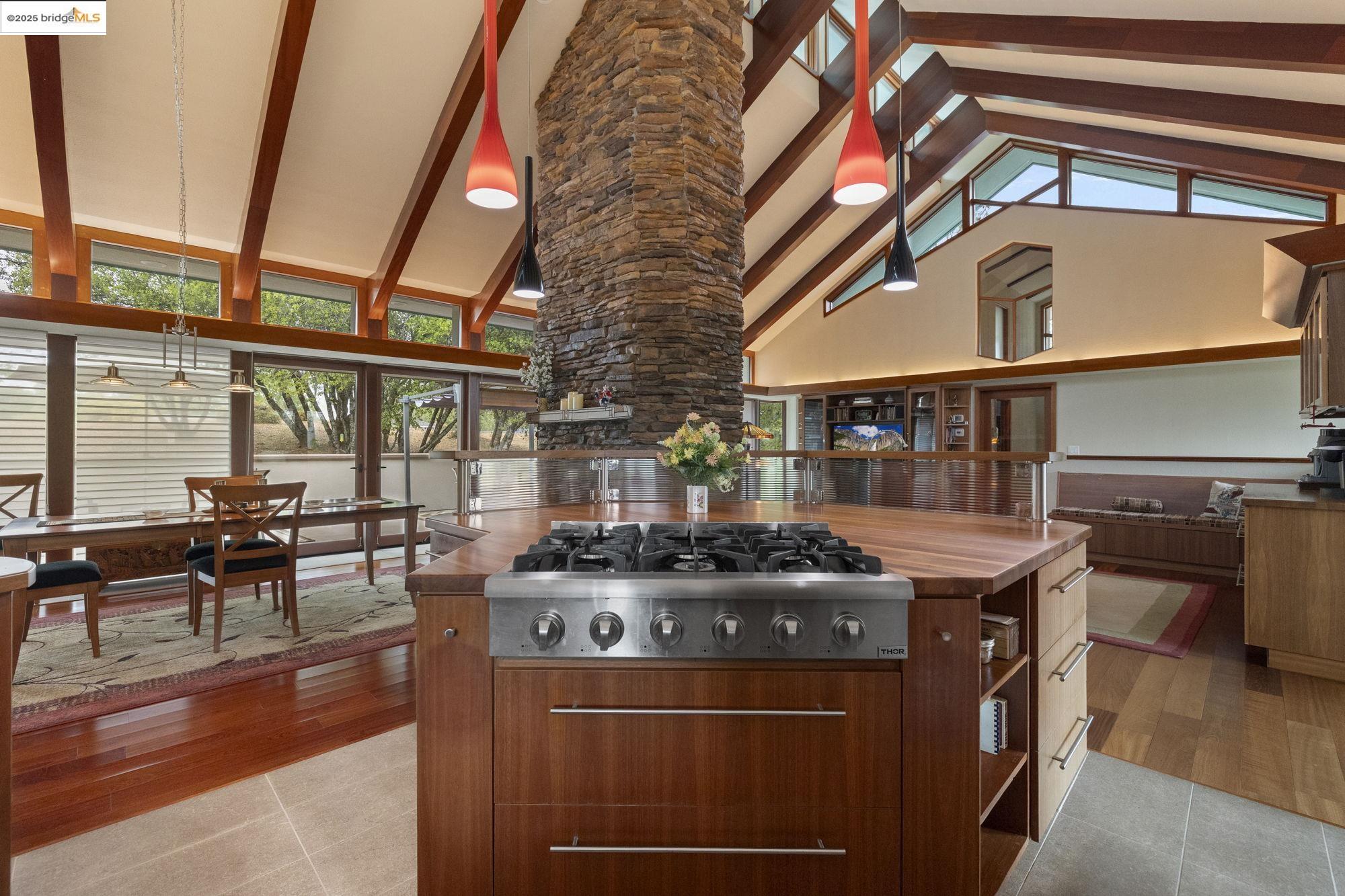 Detail Gallery Image 16 of 60 For 20821 Hemlock Street, Groveland,  CA 95321-9383 - 4 Beds | 3/1 Baths