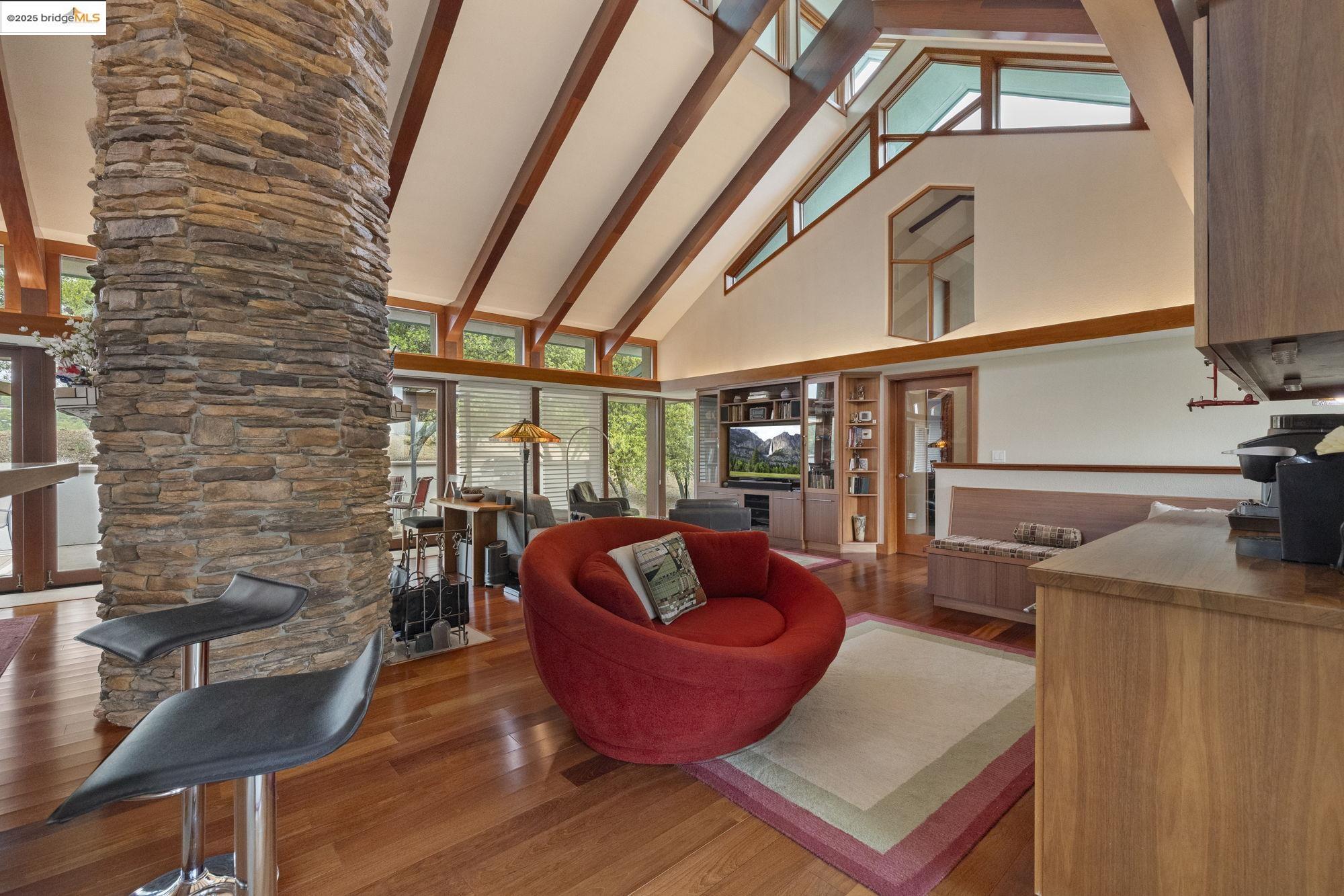 Detail Gallery Image 19 of 60 For 20821 Hemlock Street, Groveland,  CA 95321-9383 - 4 Beds | 3/1 Baths