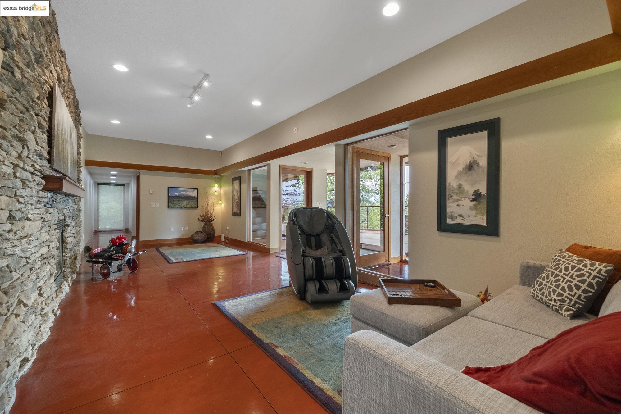 Detail Gallery Image 39 of 60 For 20821 Hemlock Street, Groveland,  CA 95321-9383 - 4 Beds | 3/1 Baths