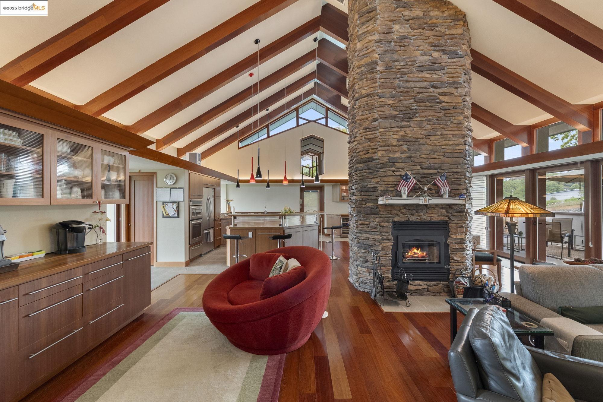 Detail Gallery Image 7 of 60 For 20821 Hemlock Street, Groveland,  CA 95321-9383 - 4 Beds | 3/1 Baths