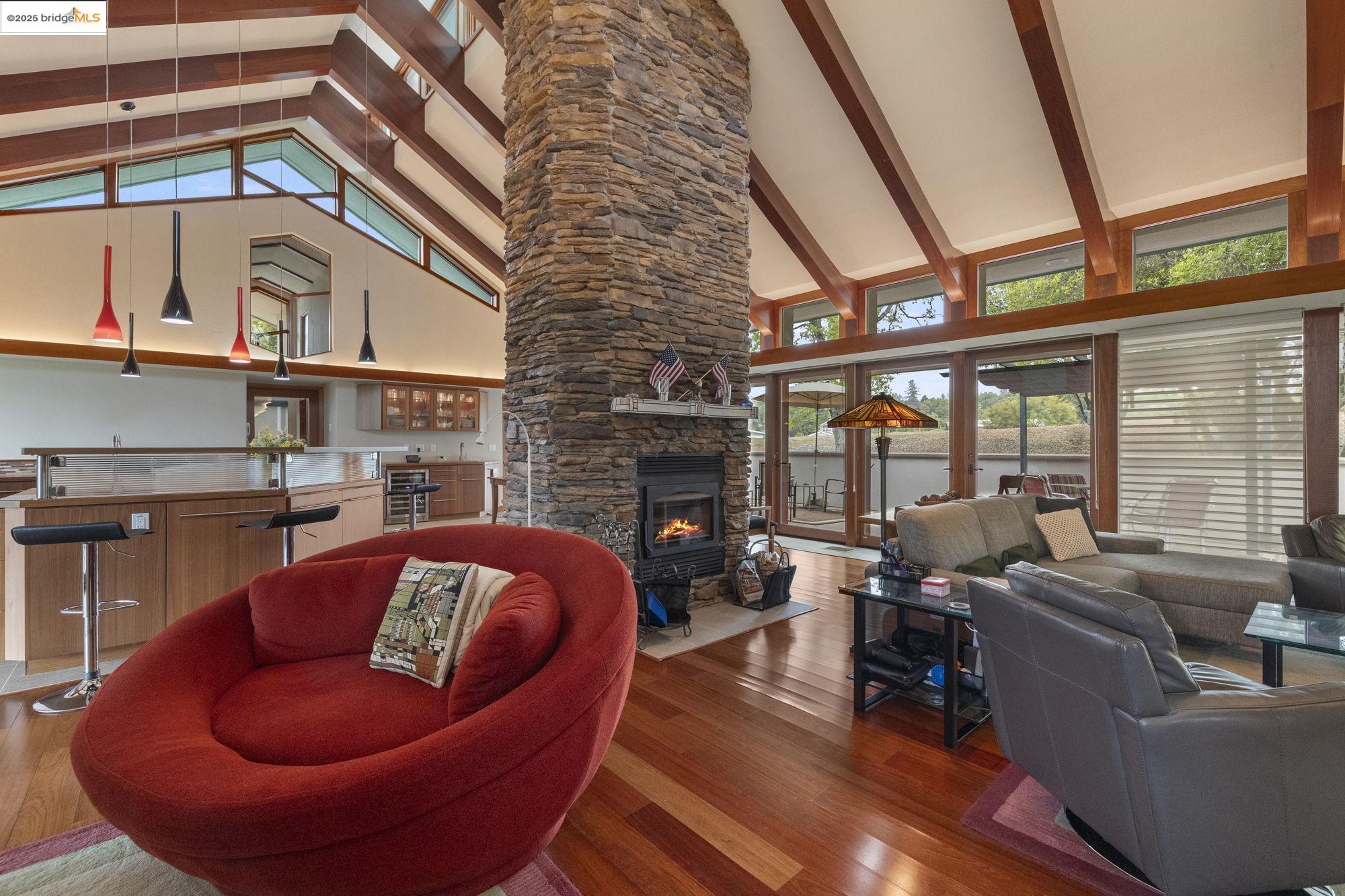 Detail Gallery Image 8 of 60 For 20821 Hemlock Street, Groveland,  CA 95321-9383 - 4 Beds | 3/1 Baths