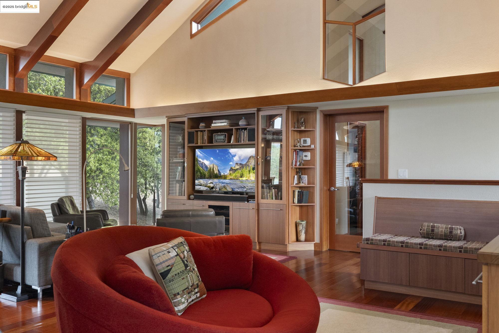 Detail Gallery Image 9 of 60 For 20821 Hemlock Street, Groveland,  CA 95321-9383 - 4 Beds | 3/1 Baths