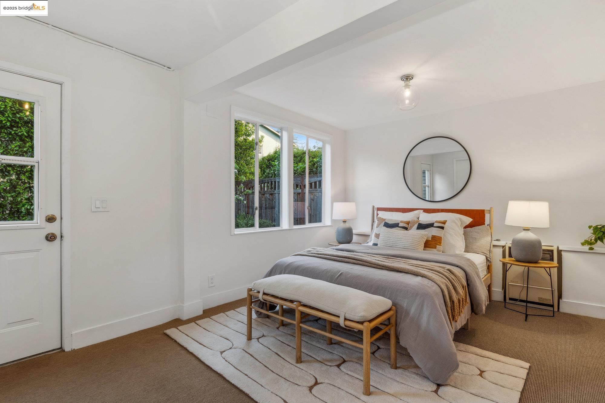 Detail Gallery Image 30 of 41 For 1265 Holman Rd., Oakland,  CA 94610 - 3 Beds | 3 Baths