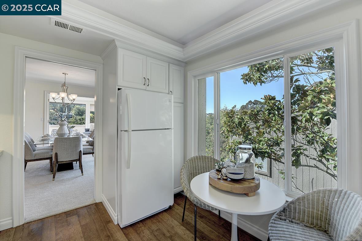 Detail Gallery Image 5 of 28 For 3258 Rossmoor Pkwy #3,  Walnut Creek,  CA 94595 - 2 Beds | 2 Baths