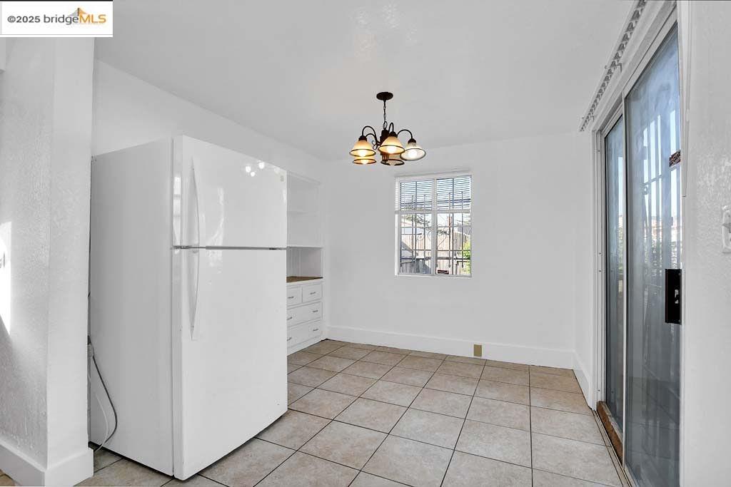 Detail Gallery Image 19 of 28 For 5540 E 17th St, Oakland,  CA 94621 - 3 Beds | 2 Baths