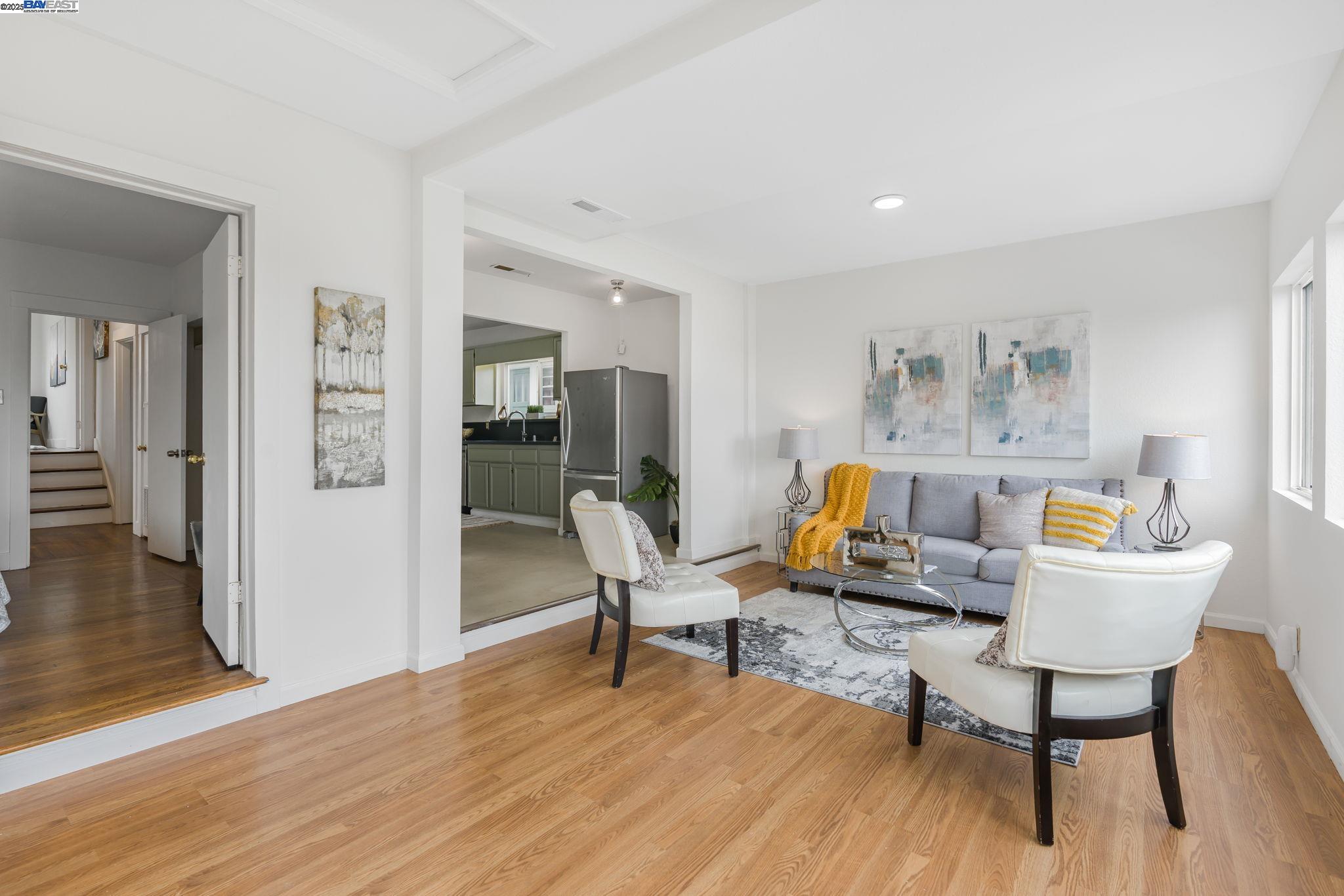 Detail Gallery Image 26 of 60 For 812 Washington Ave, Albany,  CA 94706 - 4 Beds | 2/1 Baths