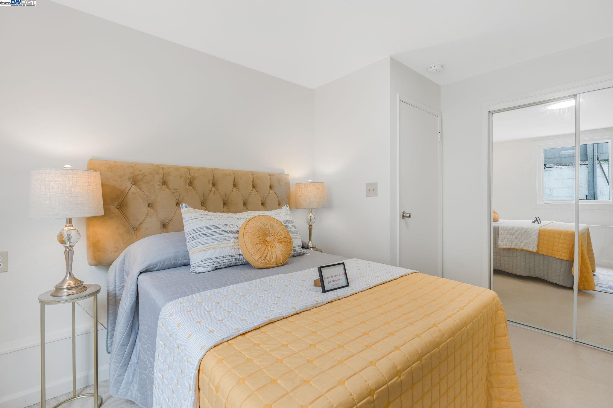 Detail Gallery Image 35 of 60 For 812 Washington Ave, Albany,  CA 94706 - 4 Beds | 2/1 Baths