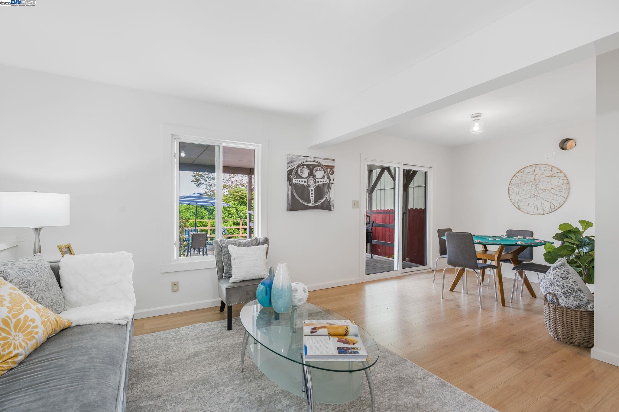 Detail Gallery Image 43 of 60 For 812 Washington Ave, Albany,  CA 94706 - 4 Beds | 2/1 Baths