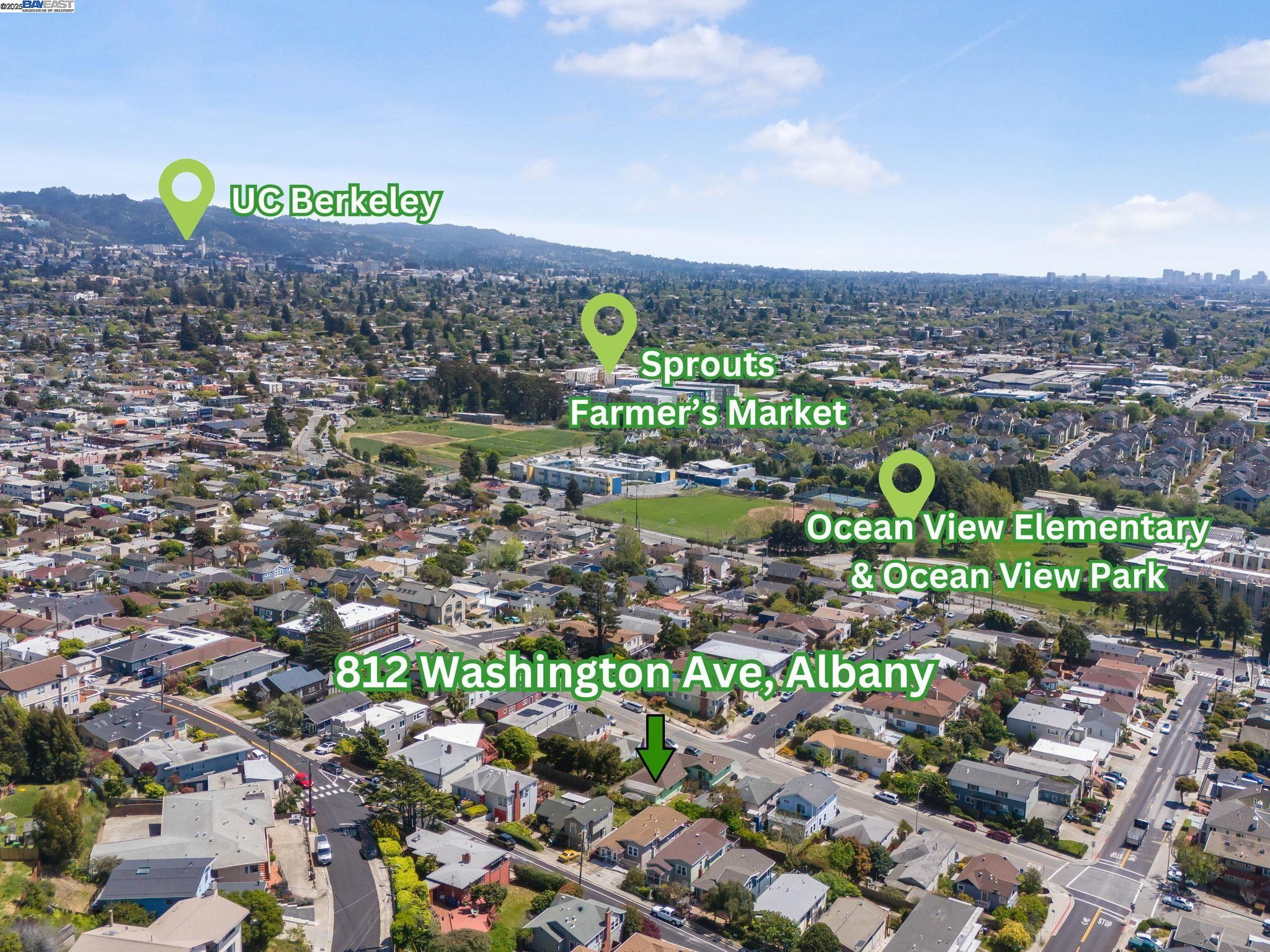 Detail Gallery Image 6 of 60 For 812 Washington Ave, Albany,  CA 94706 - 4 Beds | 2/1 Baths