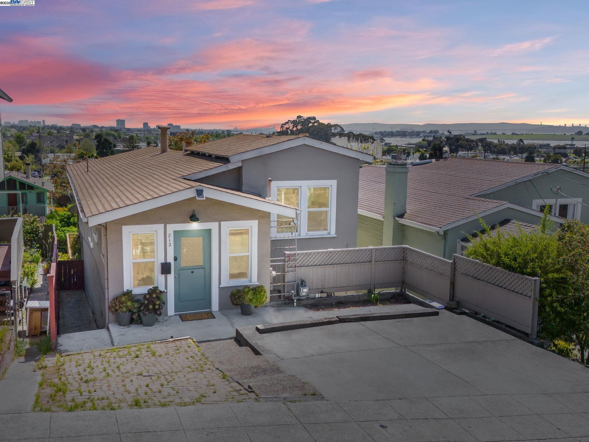 Detail Gallery Image 58 of 60 For 812 Washington Ave, Albany,  CA 94706 - 4 Beds | 2/1 Baths