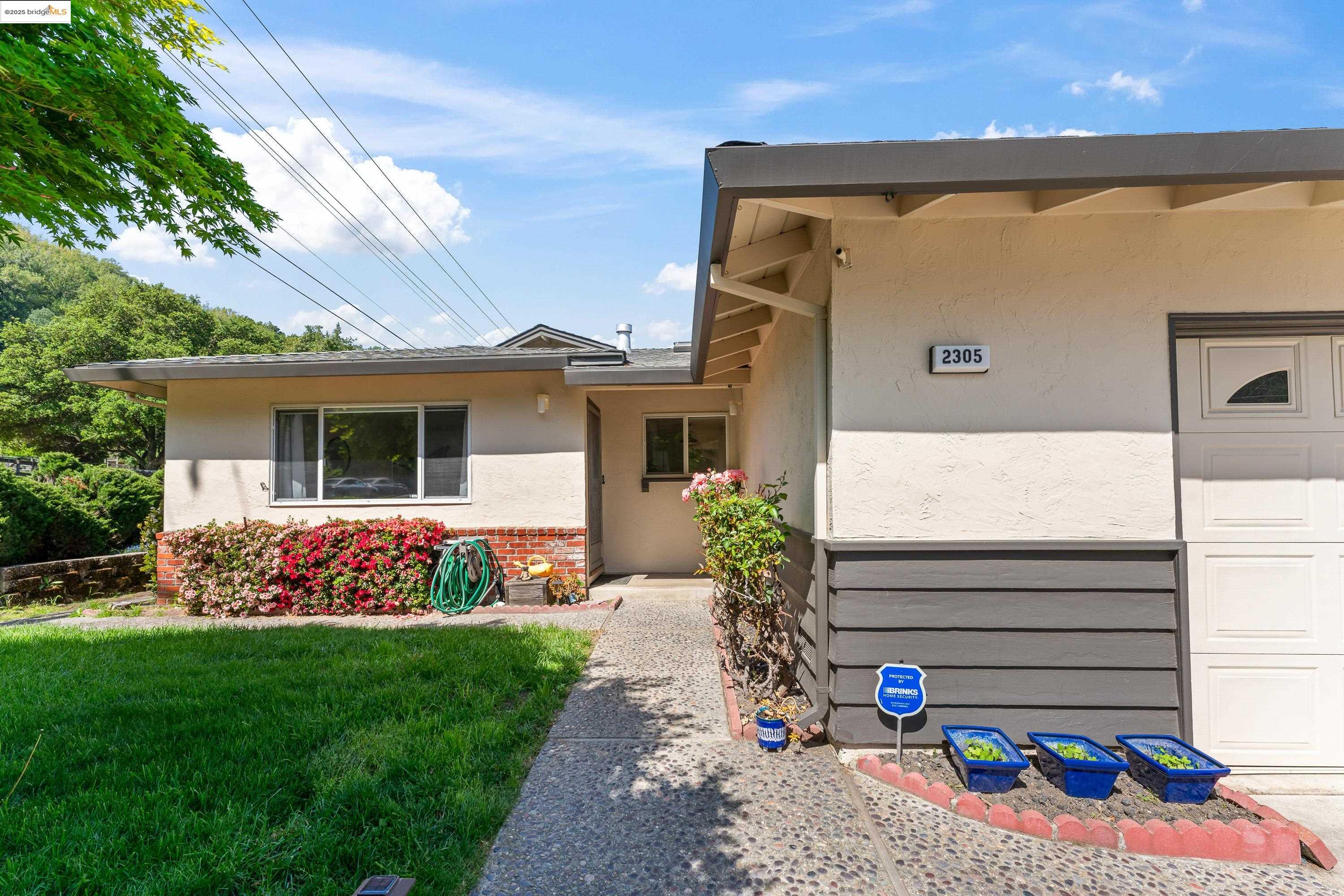 Detail Gallery Image 25 of 31 For 2305 Marlin Court, Pinole,  CA 94564 - 3 Beds | 2 Baths