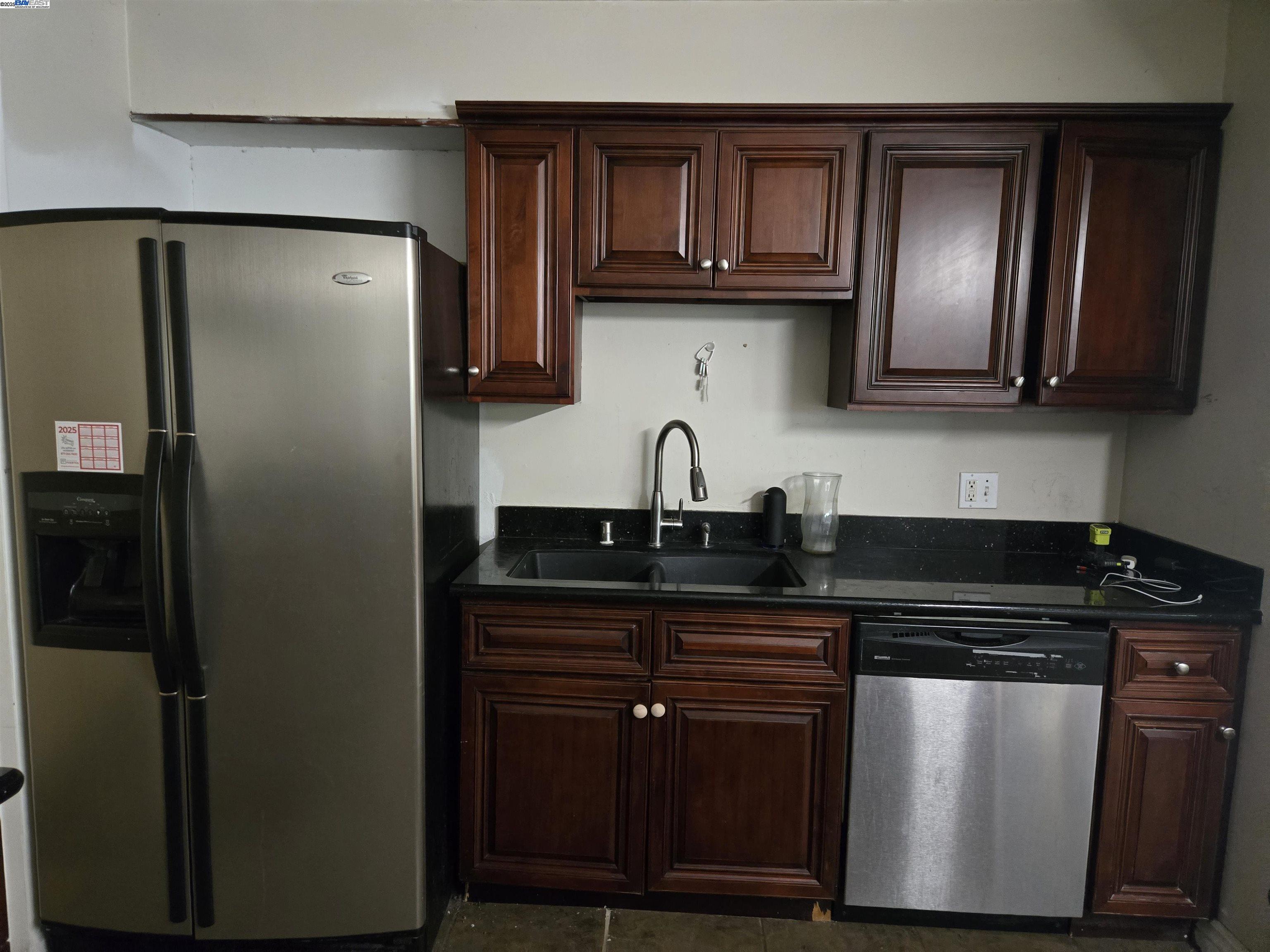 Detail Gallery Image 6 of 12 For 3832 Marine Ave, Stockton,  CA 95204 - 3 Beds | 1 Baths