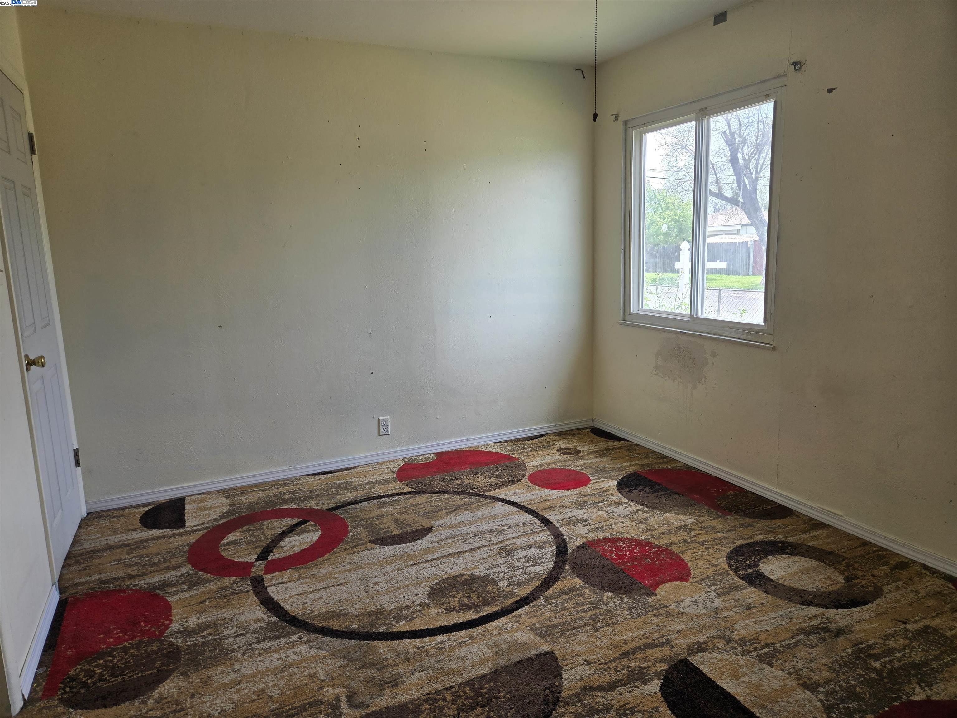 Detail Gallery Image 8 of 12 For 3832 Marine Ave, Stockton,  CA 95204 - 3 Beds | 1 Baths