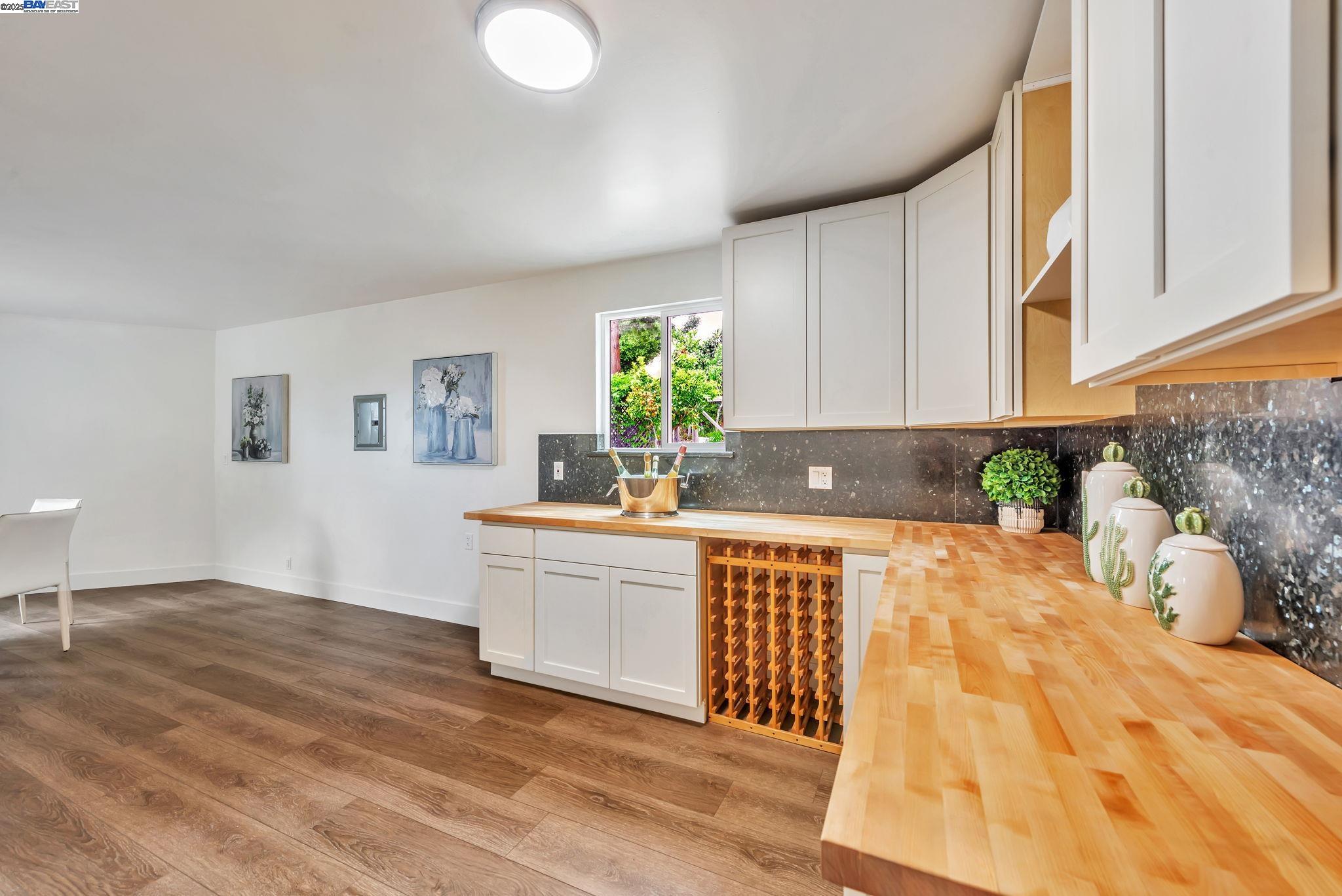 Detail Gallery Image 21 of 54 For 31300 Chicoine Ave, Hayward,  CA 94544 - 5 Beds | 4 Baths