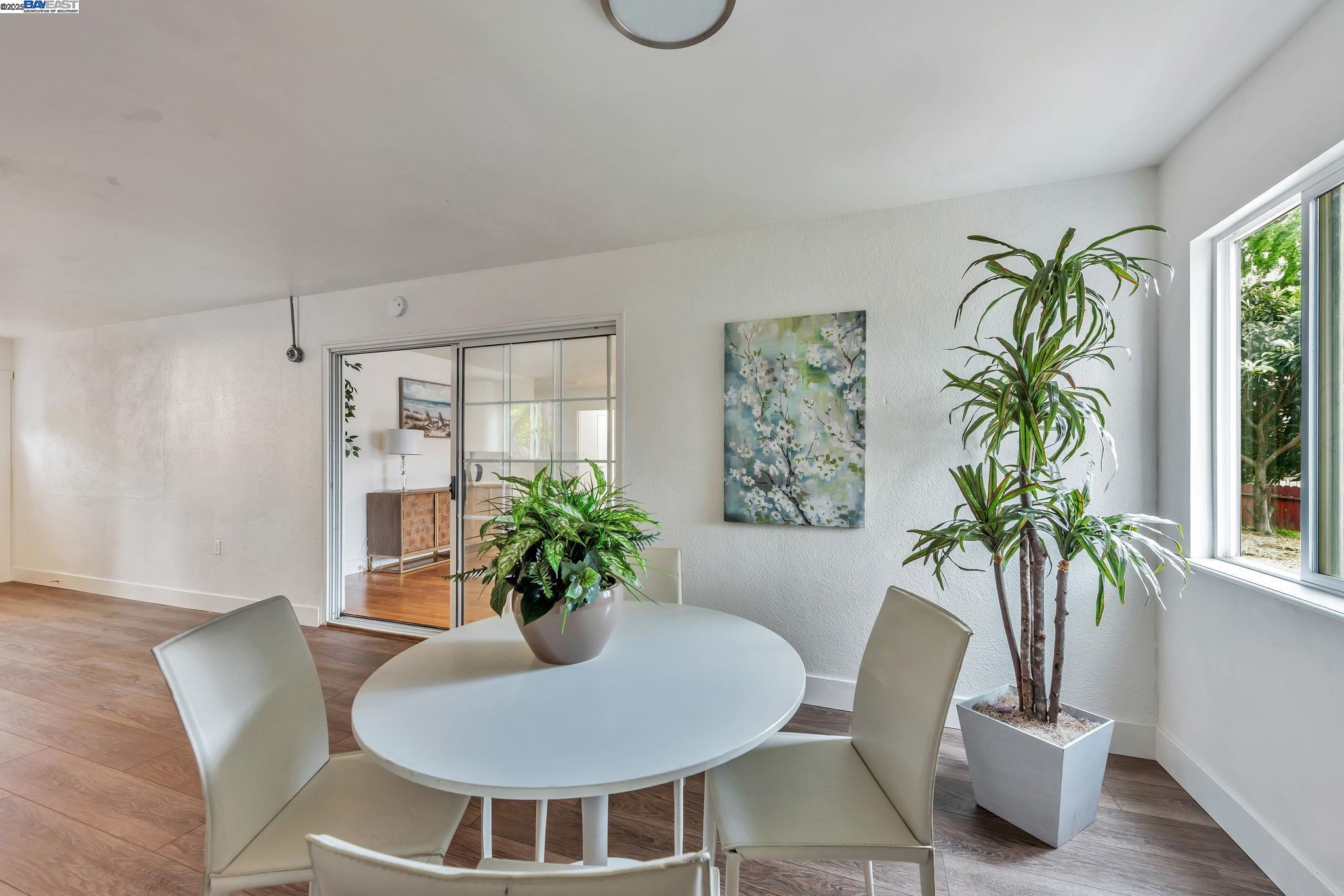 Detail Gallery Image 24 of 54 For 31300 Chicoine Ave, Hayward,  CA 94544 - 5 Beds | 4 Baths