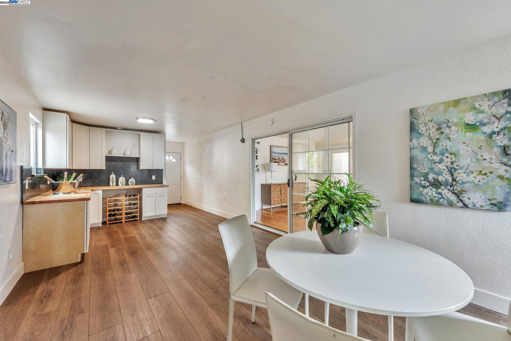 Detail Gallery Image 25 of 54 For 31300 Chicoine Ave, Hayward,  CA 94544 - 5 Beds | 4 Baths