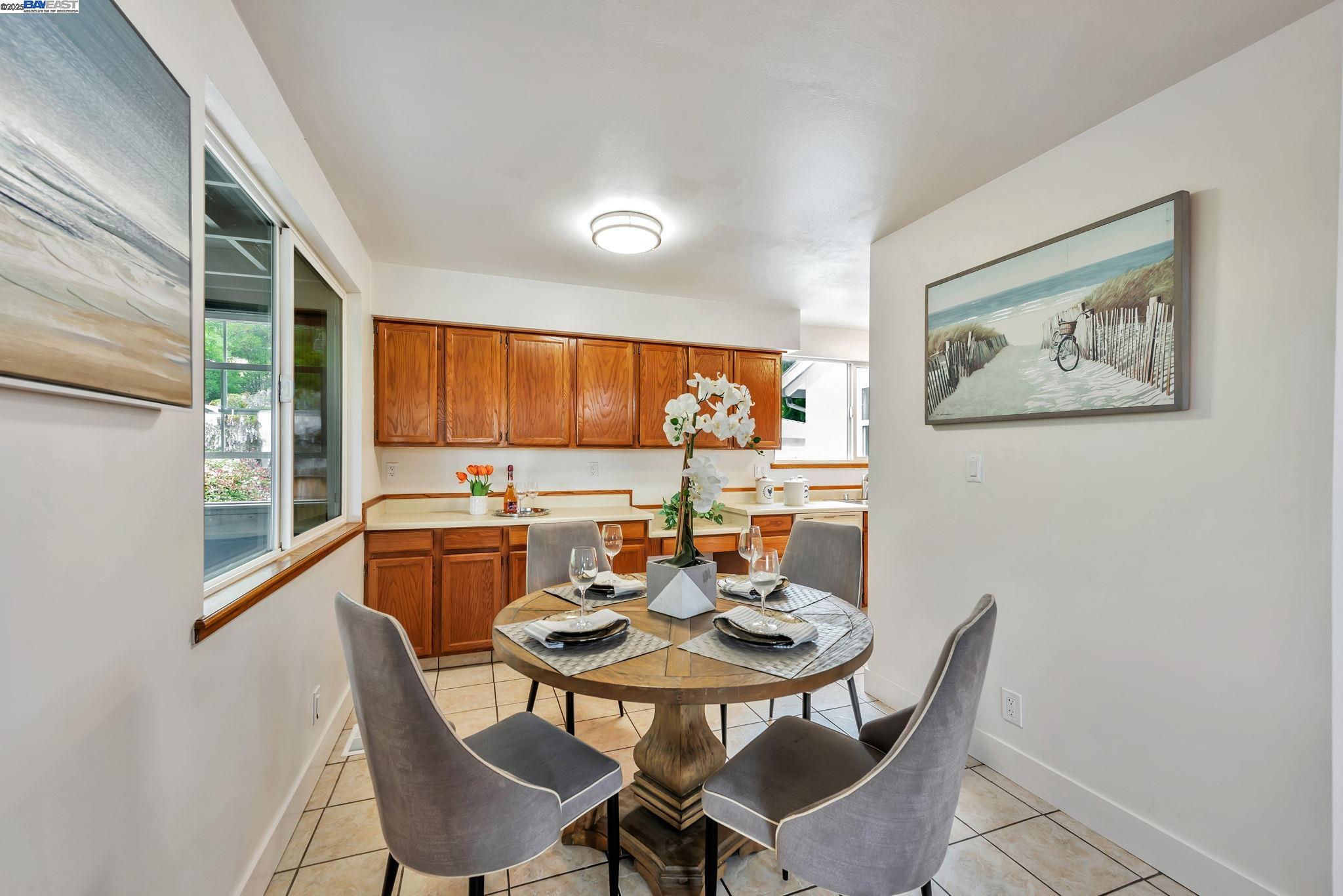 Detail Gallery Image 26 of 54 For 31300 Chicoine Ave, Hayward,  CA 94544 - 5 Beds | 4 Baths