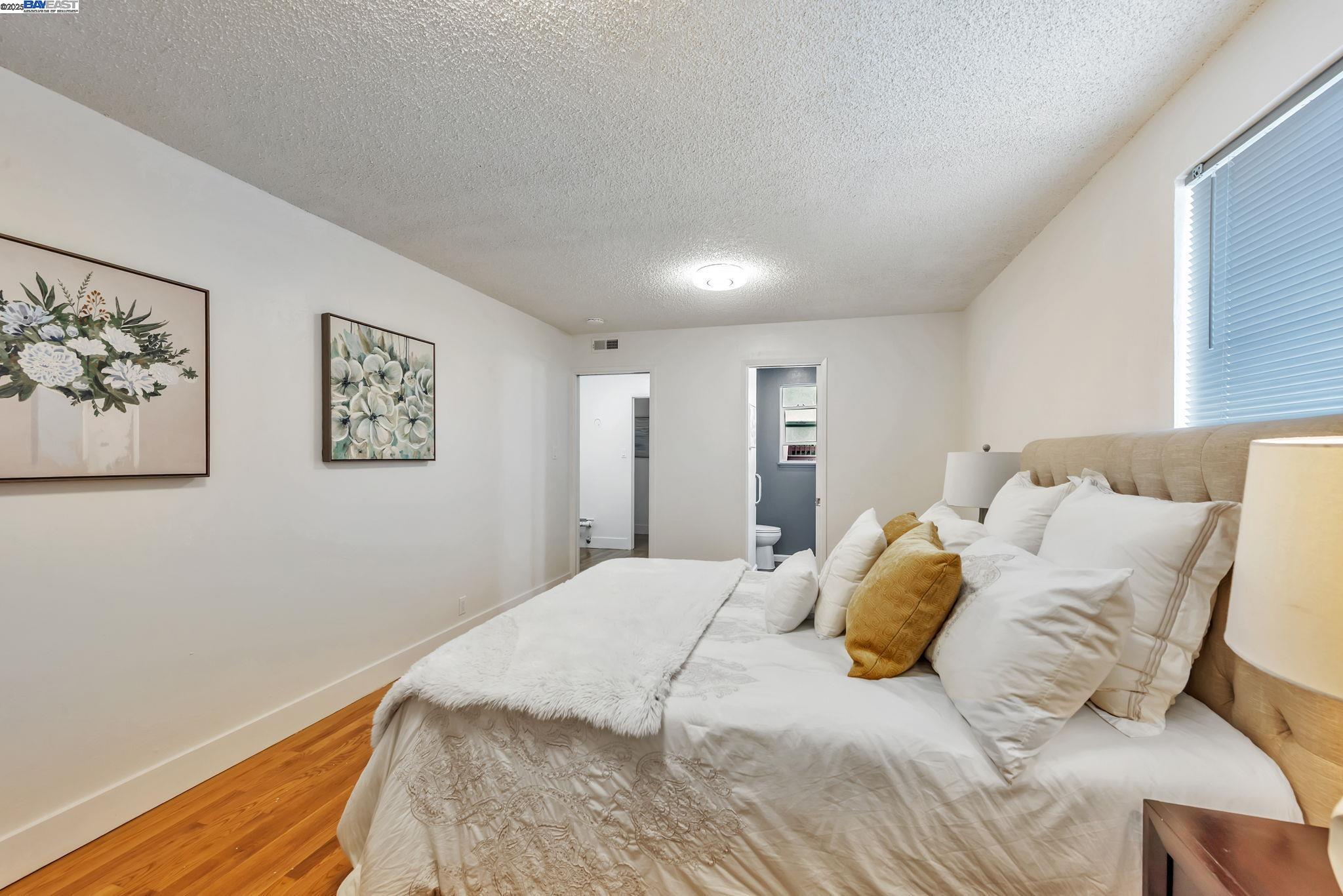 Detail Gallery Image 30 of 54 For 31300 Chicoine Ave, Hayward,  CA 94544 - 5 Beds | 4 Baths