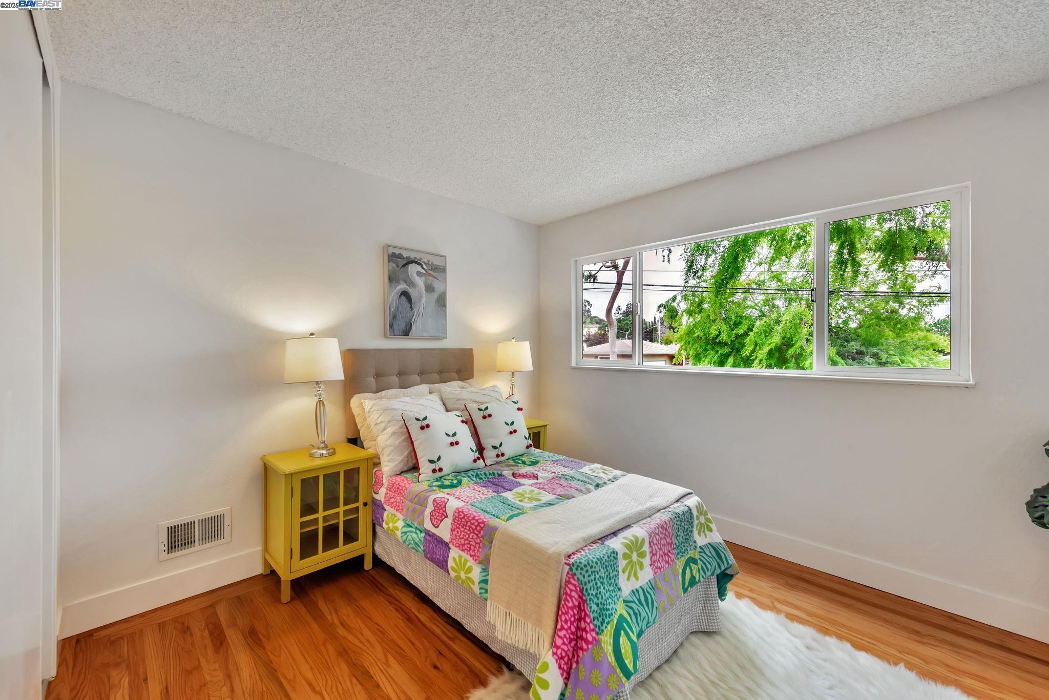 Detail Gallery Image 35 of 54 For 31300 Chicoine Ave, Hayward,  CA 94544 - 5 Beds | 4 Baths