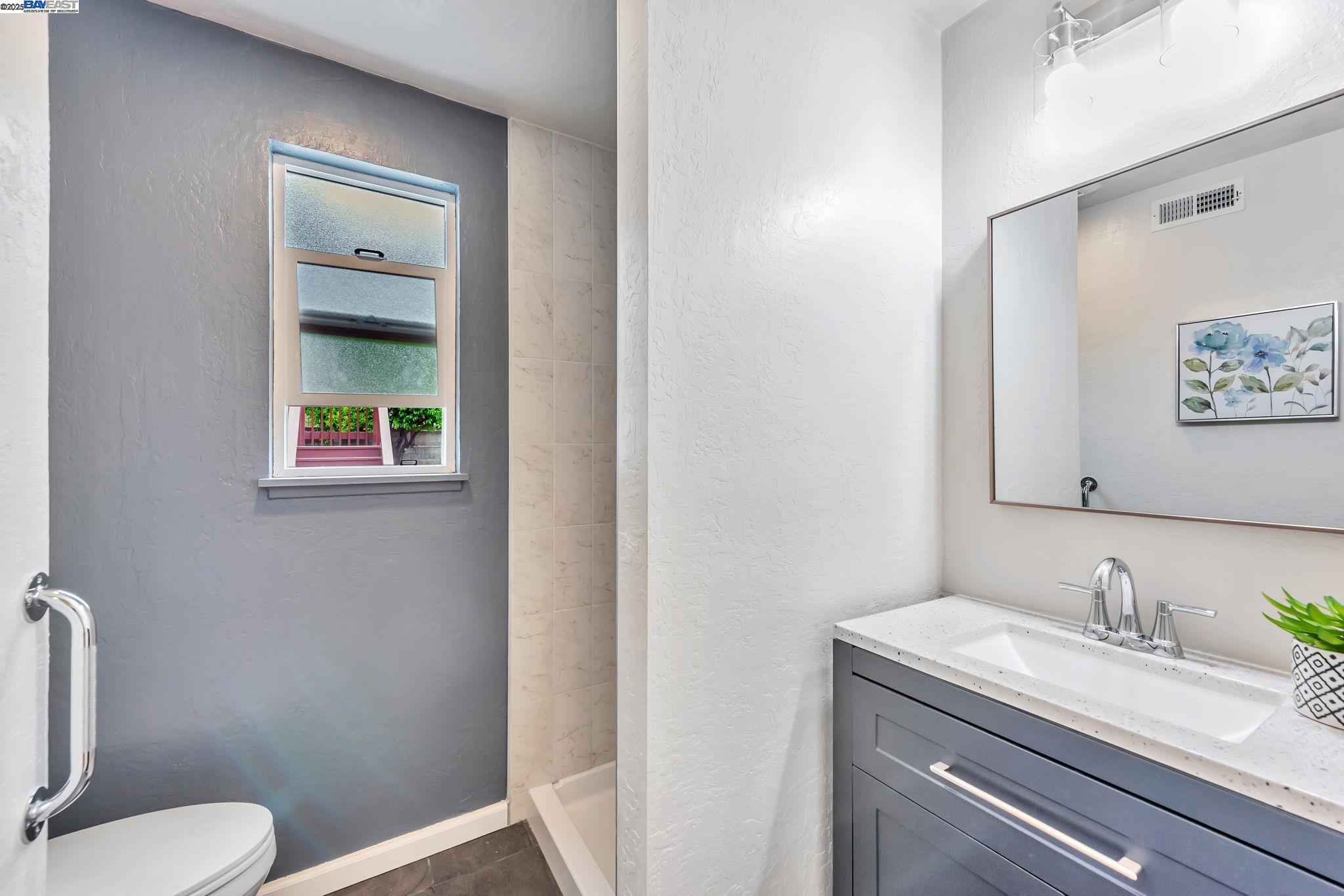 Detail Gallery Image 45 of 54 For 31300 Chicoine Ave, Hayward,  CA 94544 - 5 Beds | 4 Baths