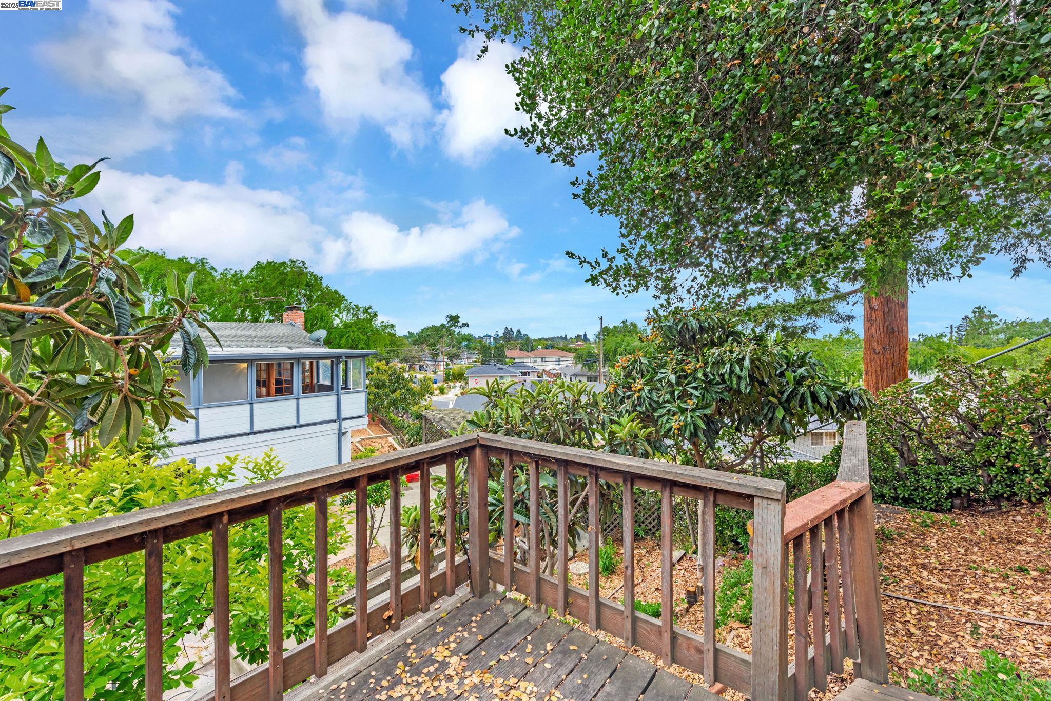 Detail Gallery Image 49 of 54 For 31300 Chicoine Ave, Hayward,  CA 94544 - 5 Beds | 4 Baths