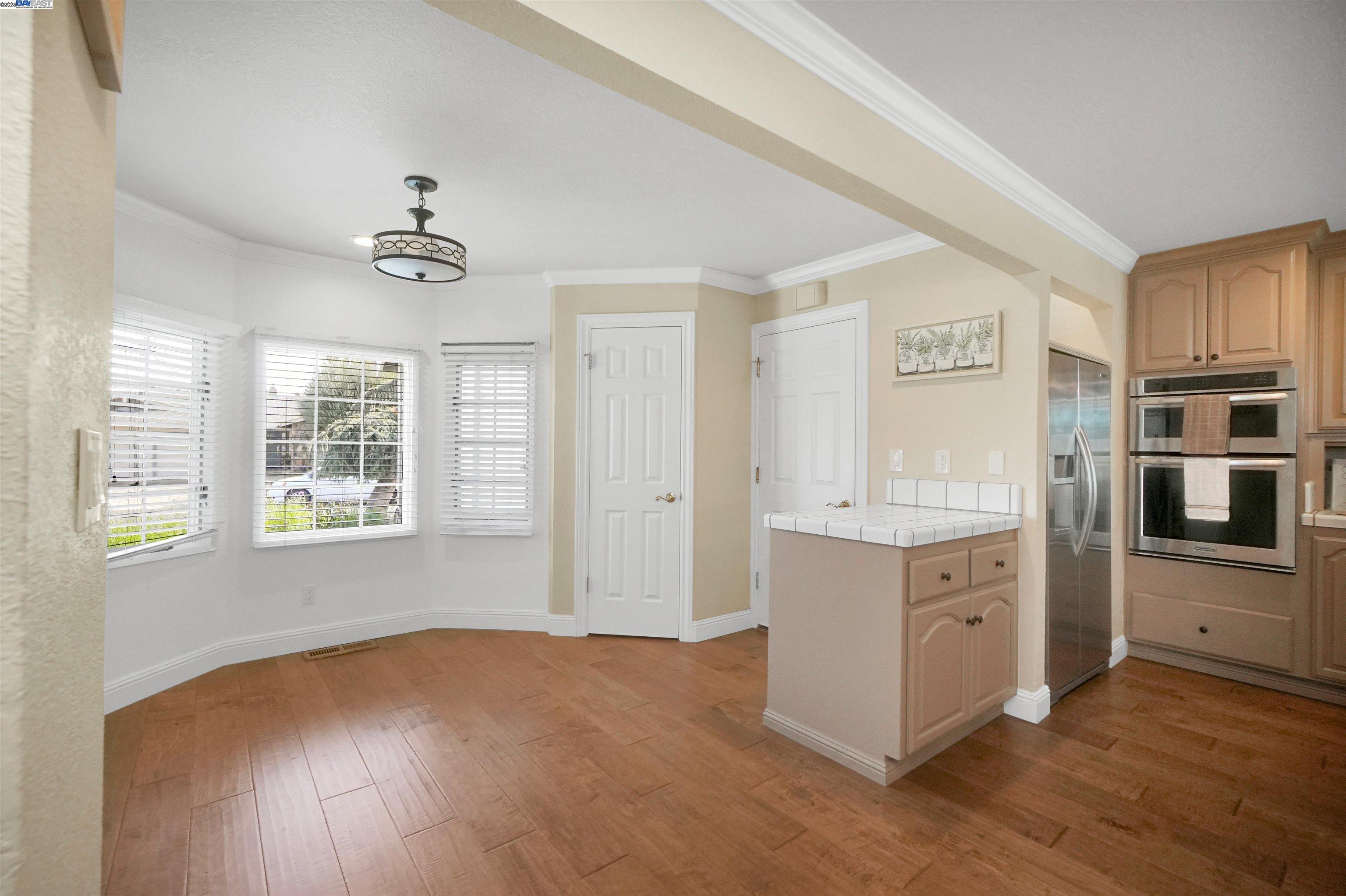 Detail Gallery Image 17 of 34 For 3232 Flemington Ct, Pleasanton,  CA 94588 - 3 Beds | 3 Baths