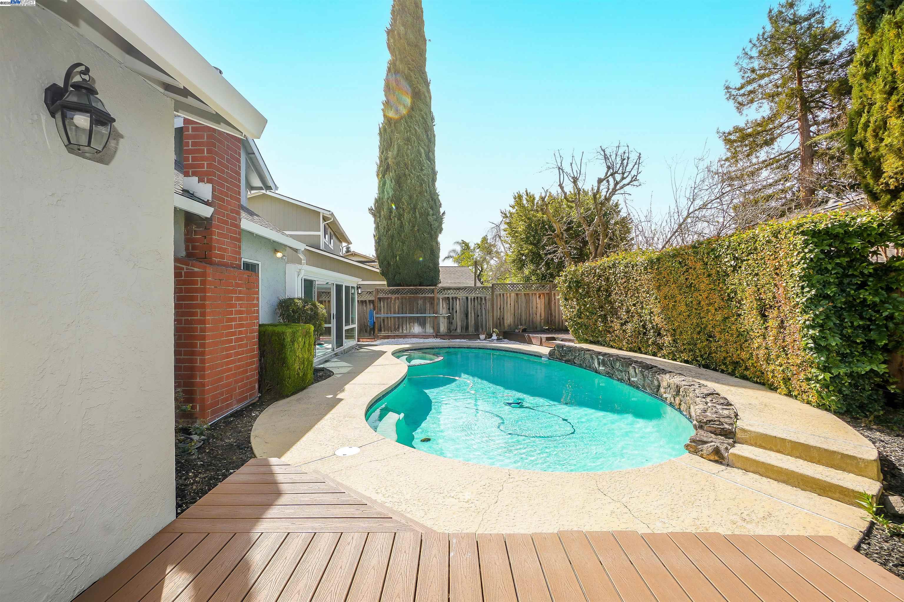 Detail Gallery Image 22 of 34 For 3232 Flemington Ct, Pleasanton,  CA 94588 - 3 Beds | 3 Baths