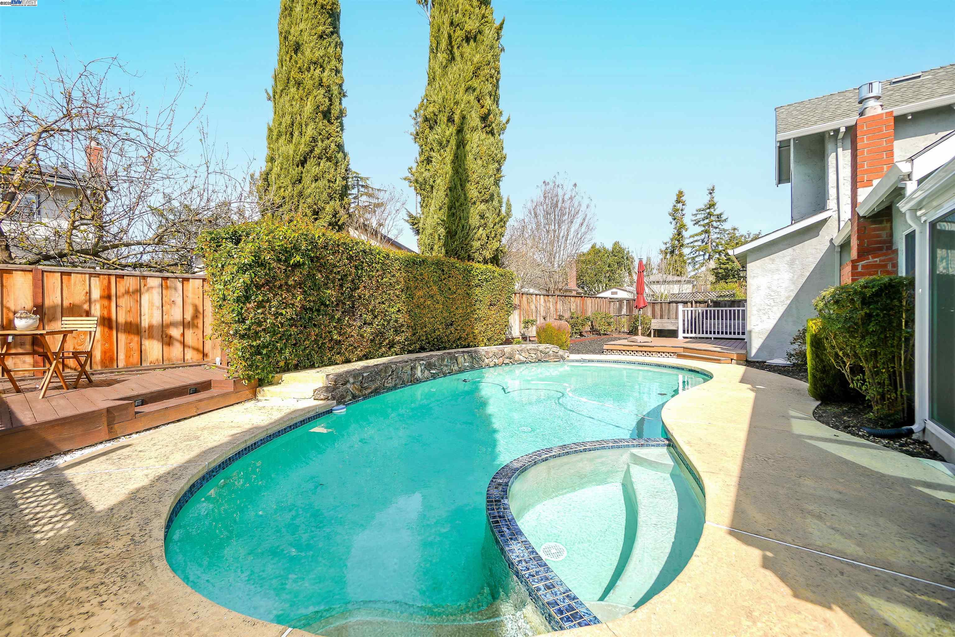 Detail Gallery Image 25 of 34 For 3232 Flemington Ct, Pleasanton,  CA 94588 - 3 Beds | 3 Baths