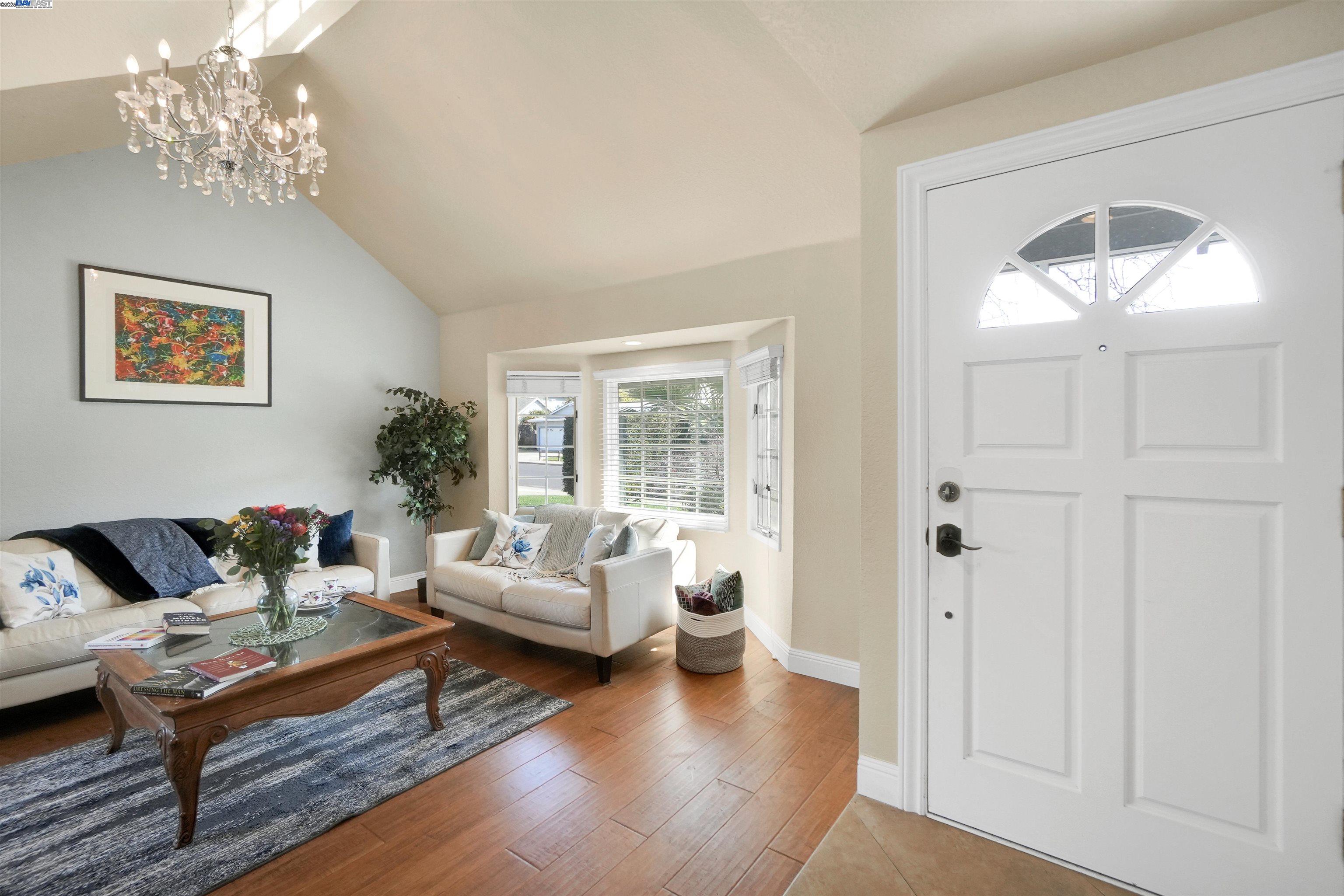 Detail Gallery Image 8 of 34 For 3232 Flemington Ct, Pleasanton,  CA 94588 - 3 Beds | 3 Baths