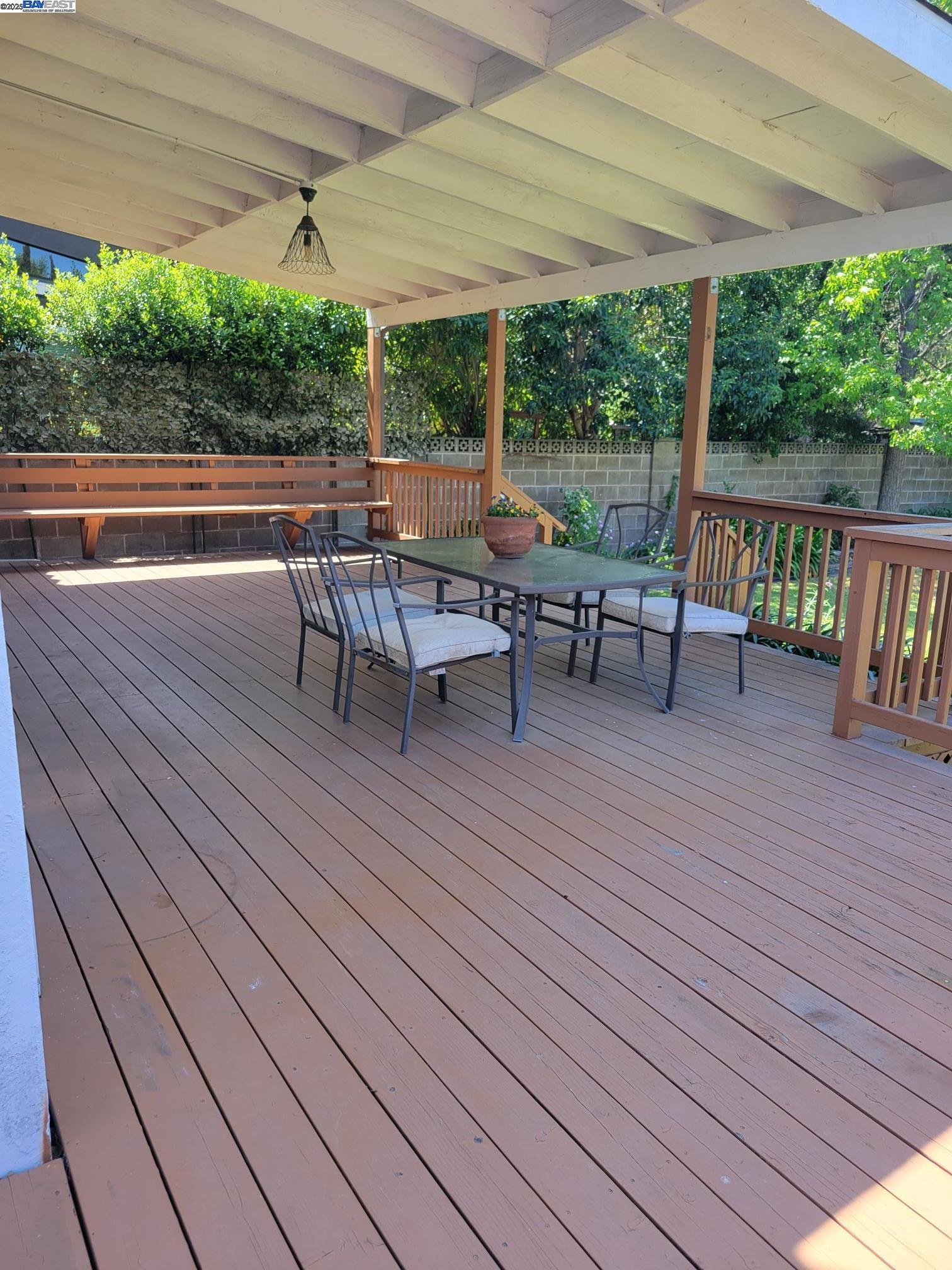 Detail Gallery Image 17 of 45 For 2387 Gomes Rd, Fremont,  CA 94539 - 3 Beds | 2/1 Baths